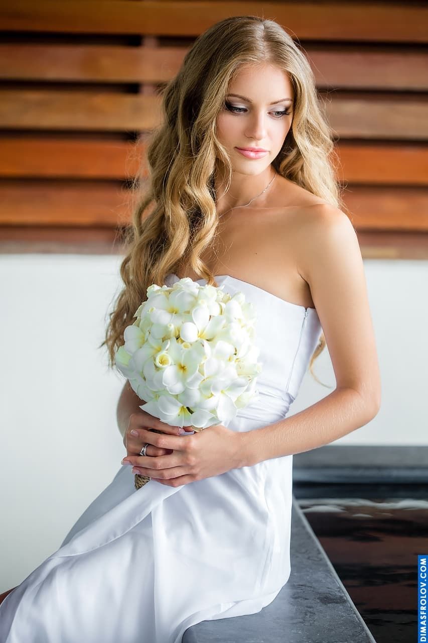 Bridal Bouquet for Tropical Wedding. photographer Dimas Frolov. photo1197
