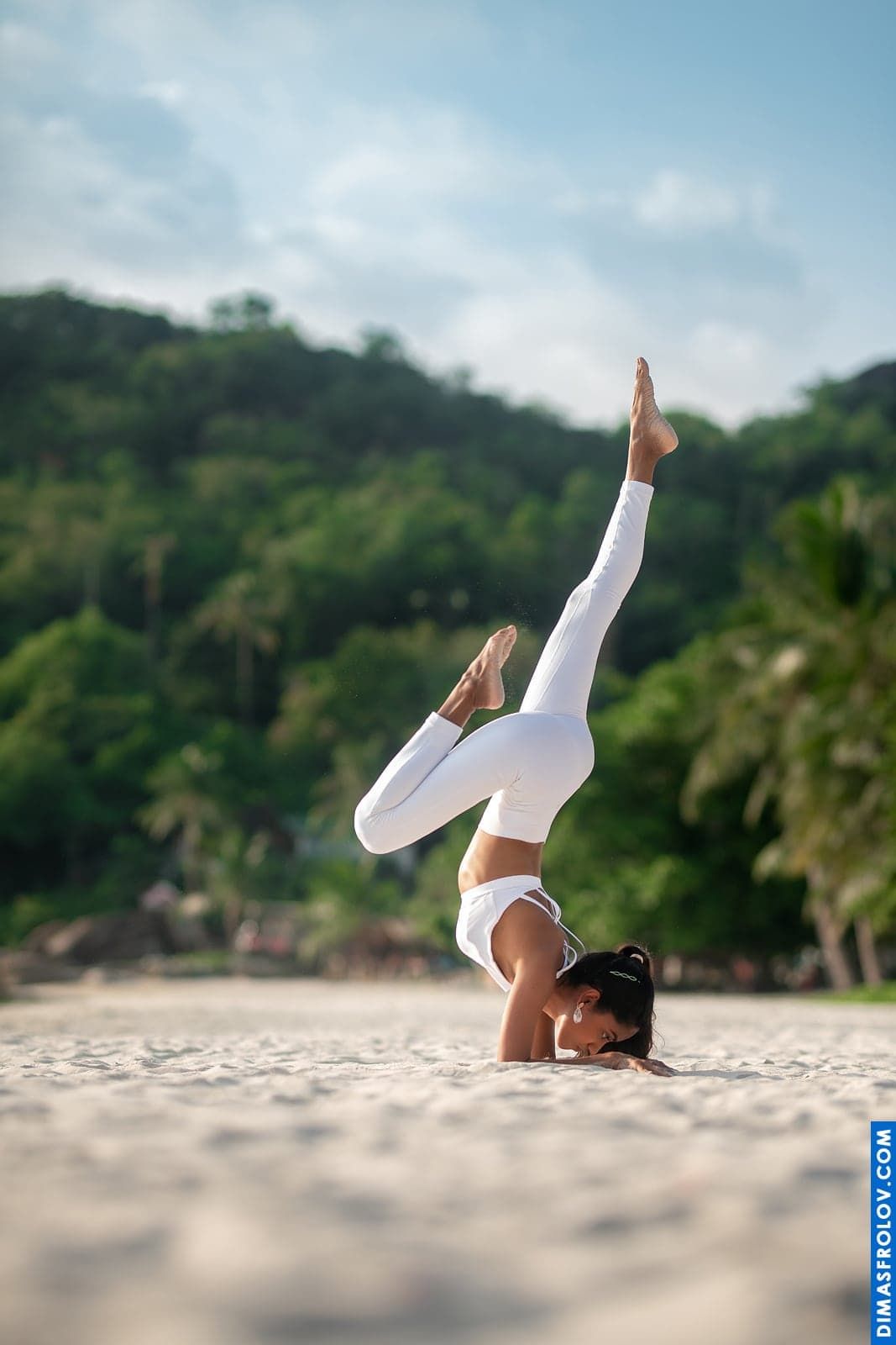 How to Prepare for a Yoga Photoshoot in Lisbon: Locations, Outfits & Poses. photographer Dimas Frolov. photo1748