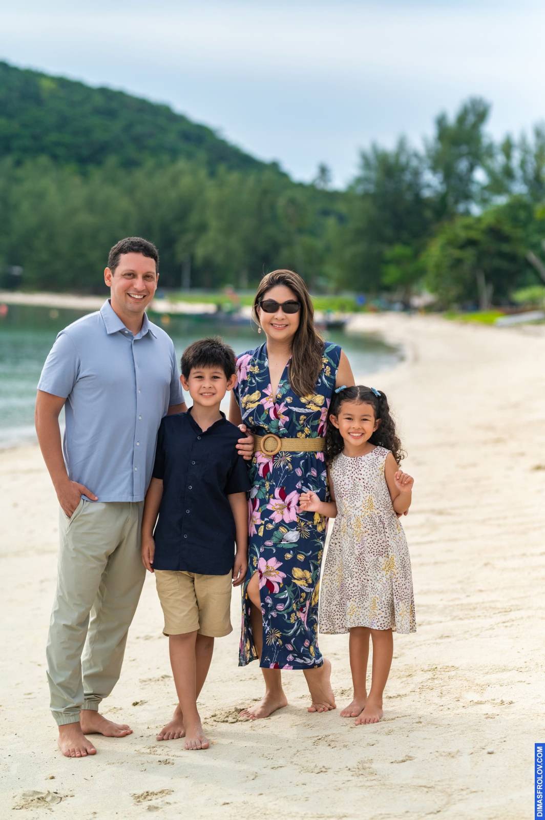 family Saavedra. บาทต่อภาพ 112296 (2023-05-03 22:14:21)