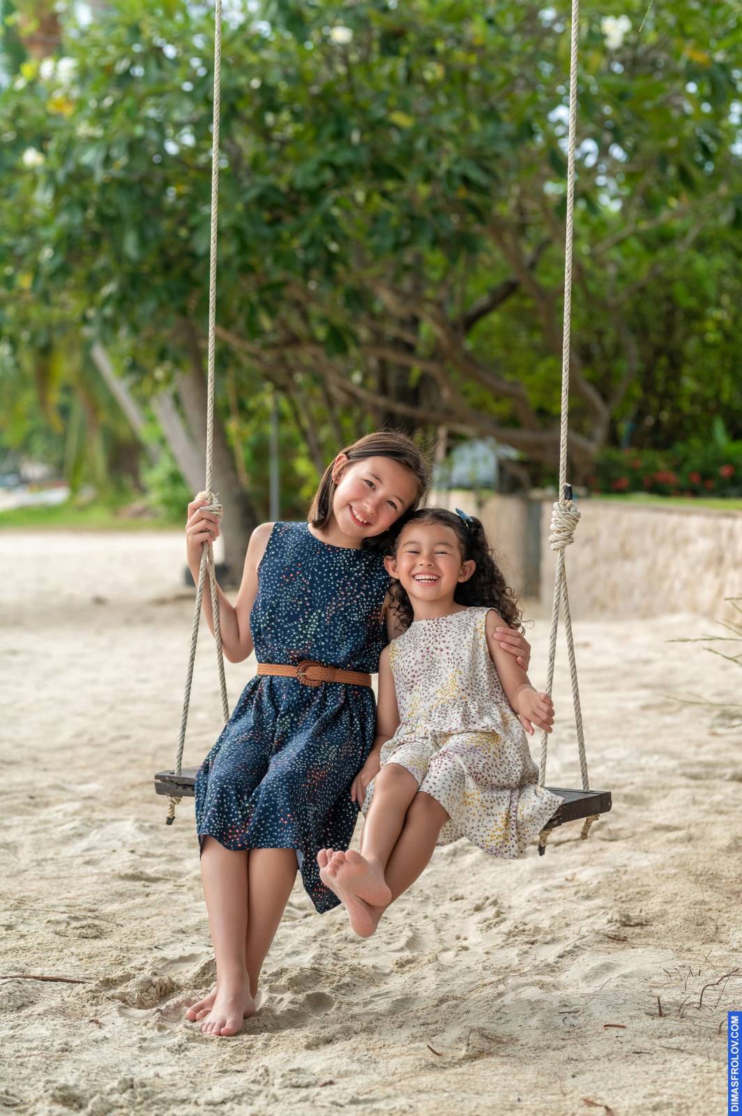 family Saavedra. บาทต่อภาพ 112318 (2023-05-03 22:14:22)