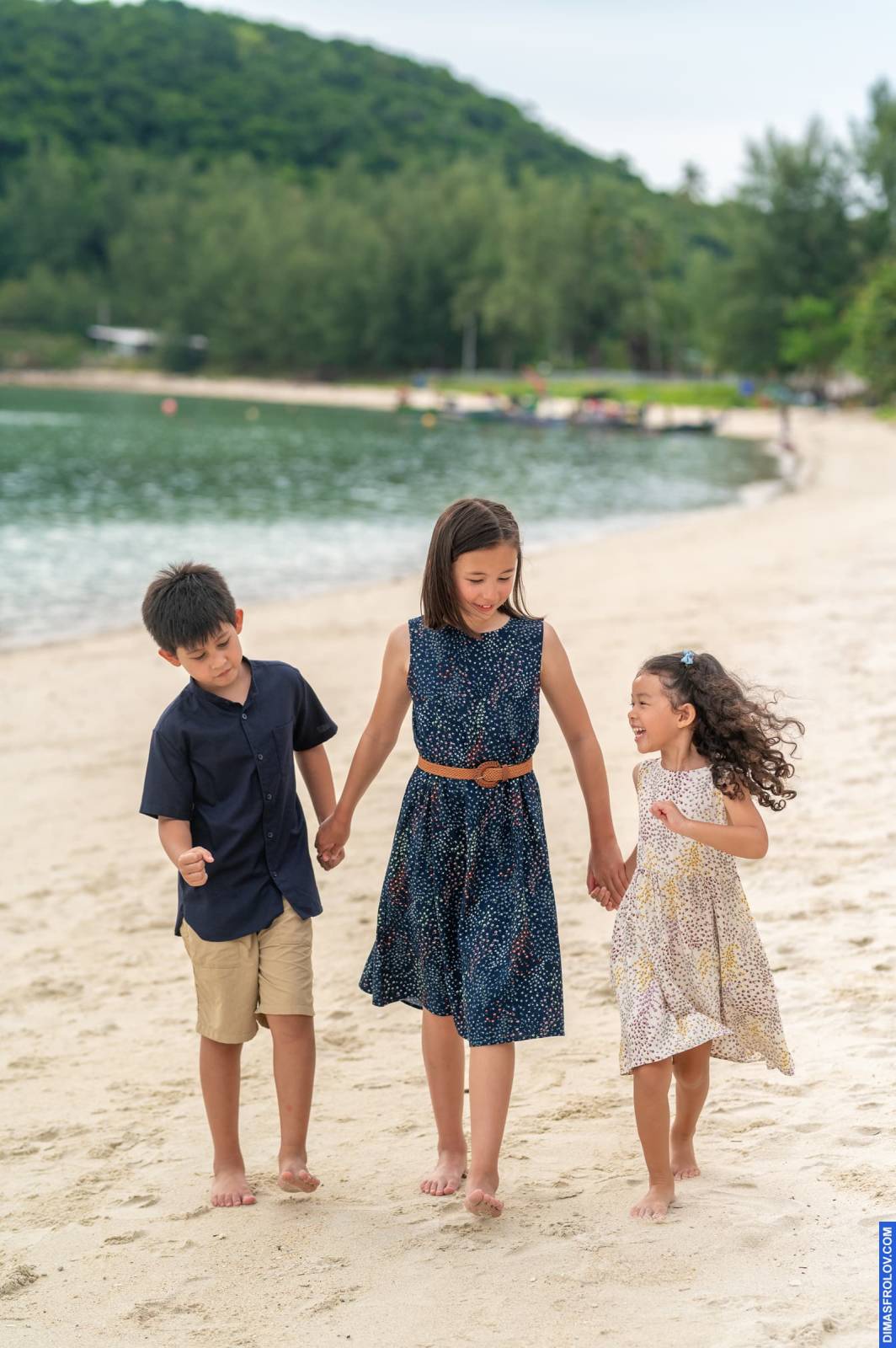 family Saavedra. บาทต่อภาพ 112333 (2023-05-03 22:14:22)