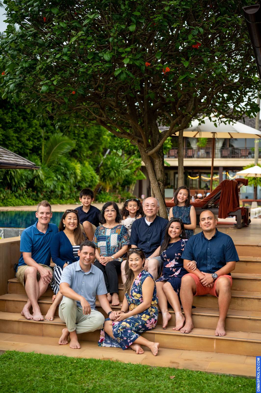 family Saavedra. บาทต่อภาพ 112385 (2023-05-03 22:14:23)