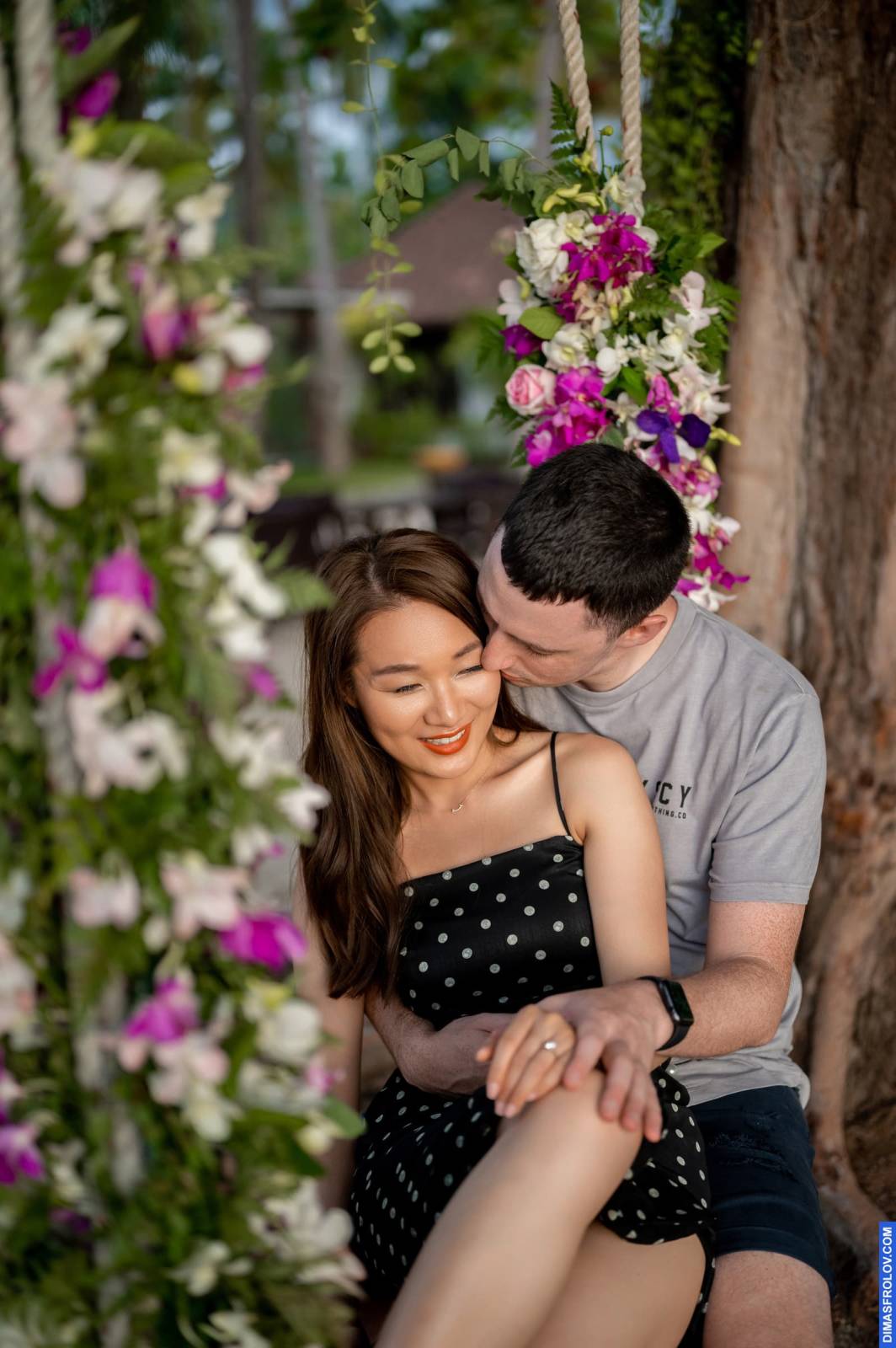 ถ่ายภาพคู่รักและการหมั้น Martin & Mia. บาทต่อภาพ 113823 (2023-05-03 22:14:48)