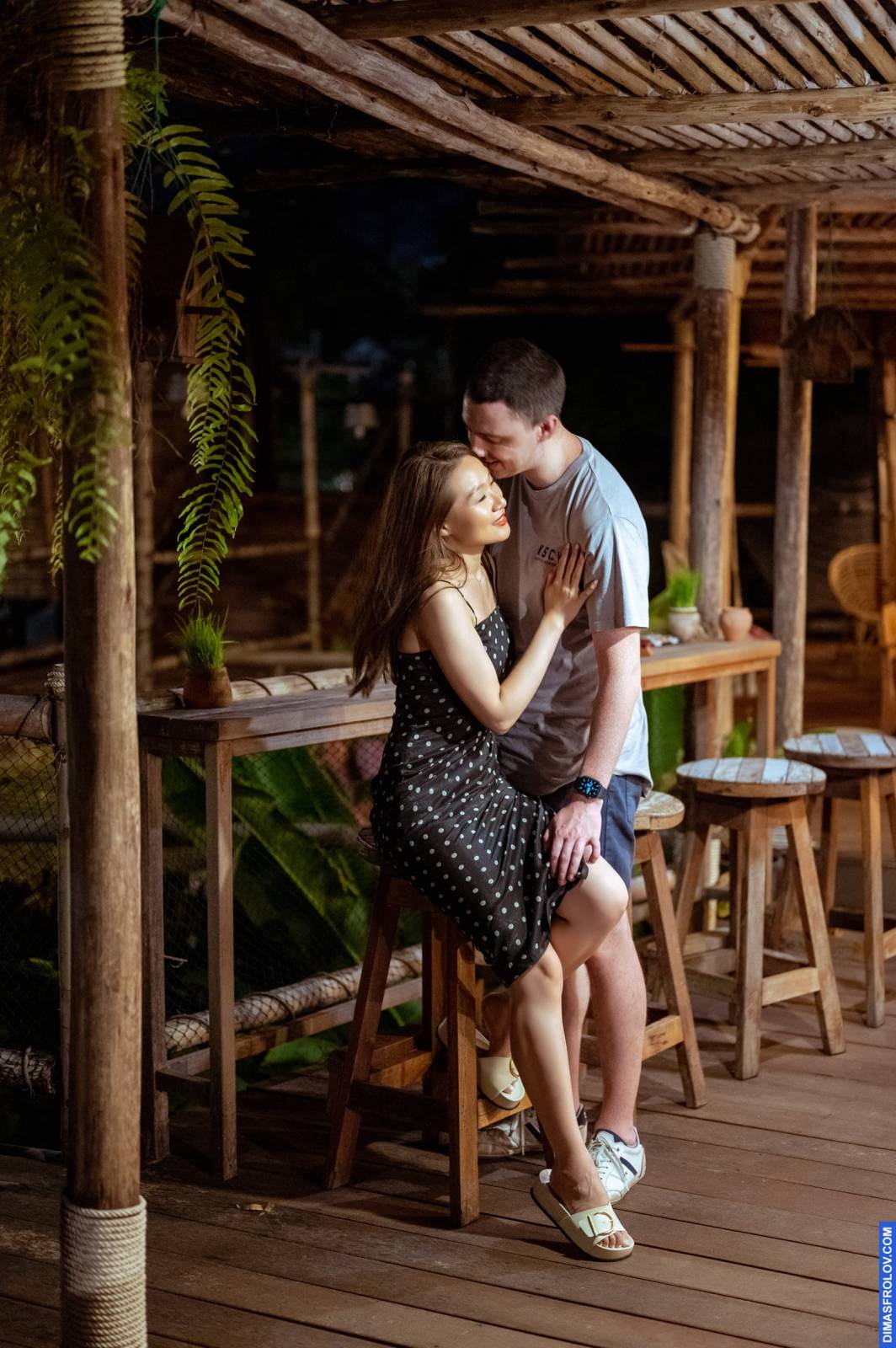 ถ่ายภาพคู่รักและการหมั้น Martin & Mia. บาทต่อภาพ 113870 (2023-05-03 22:14:49)