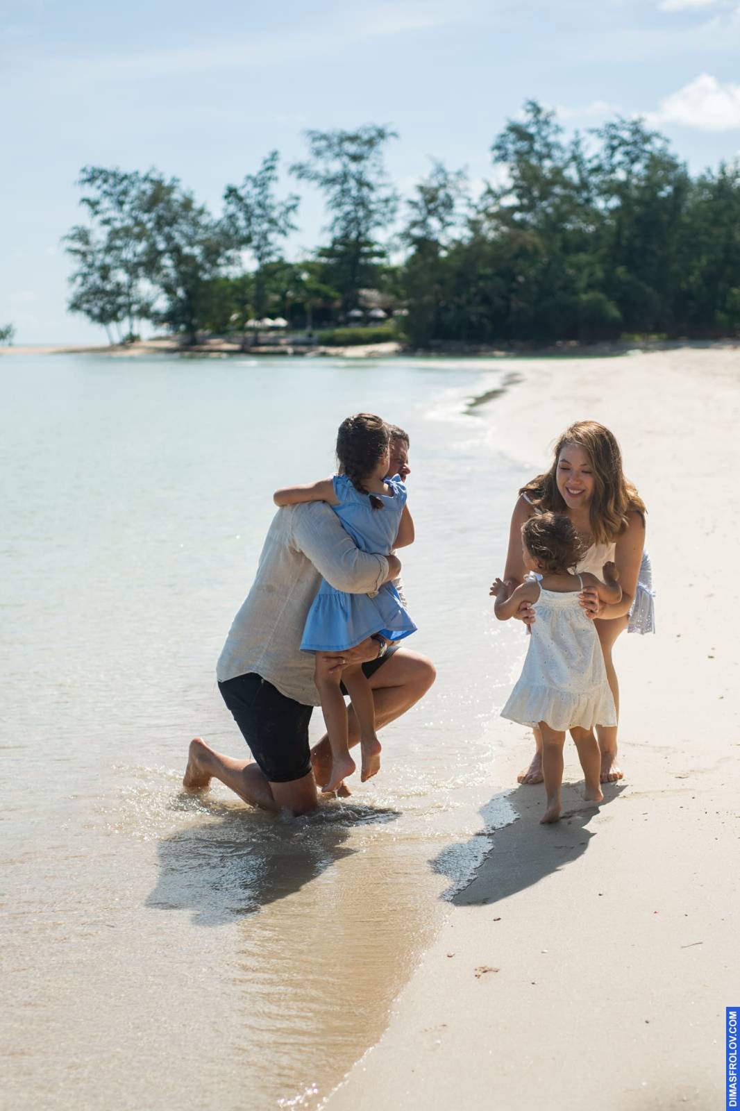 family Kym & Marco with girls. บาทต่อภาพ 107563 (2023-05-03 22:12:40)