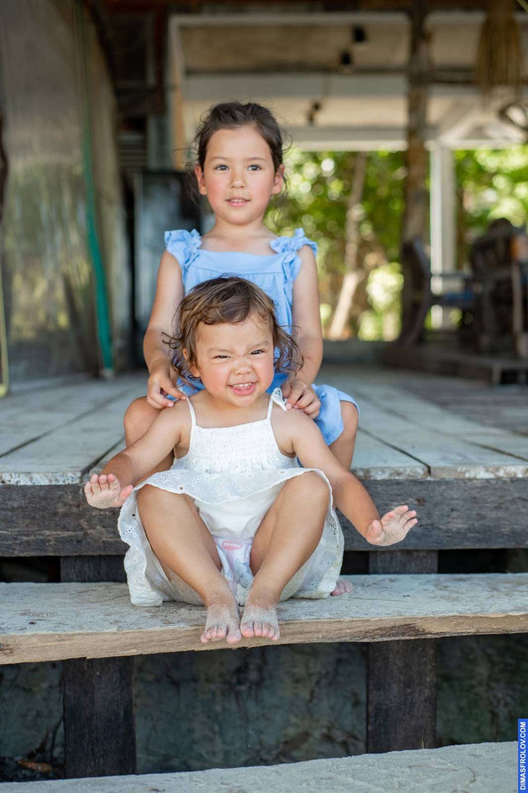 family Kym & Marco with girls. บาทต่อภาพ 107565 (2023-05-03 22:12:40)