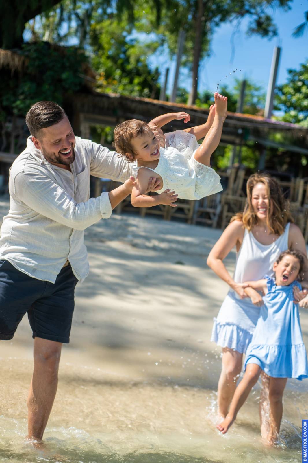 family Kym & Marco with girls. บาทต่อภาพ 107580 (2023-05-03 22:12:40)