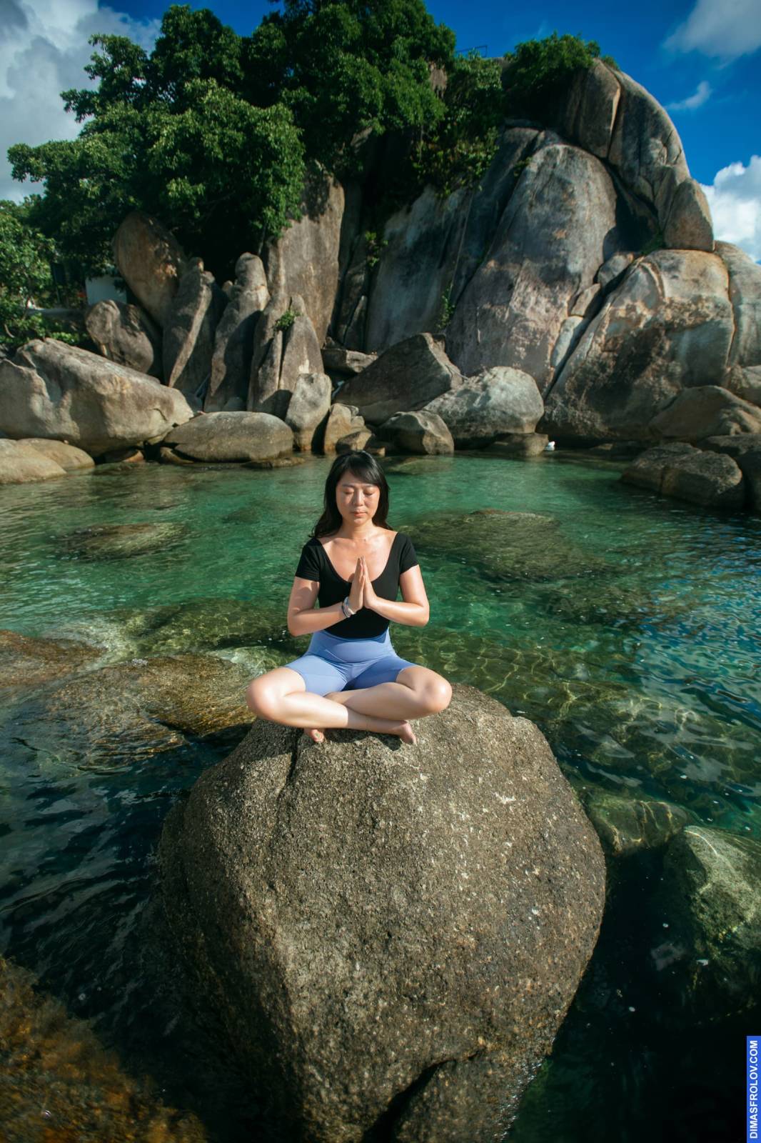 yoga Yoga Valentine. บาทต่อภาพ 107642 (2023-05-03 22:12:41)
