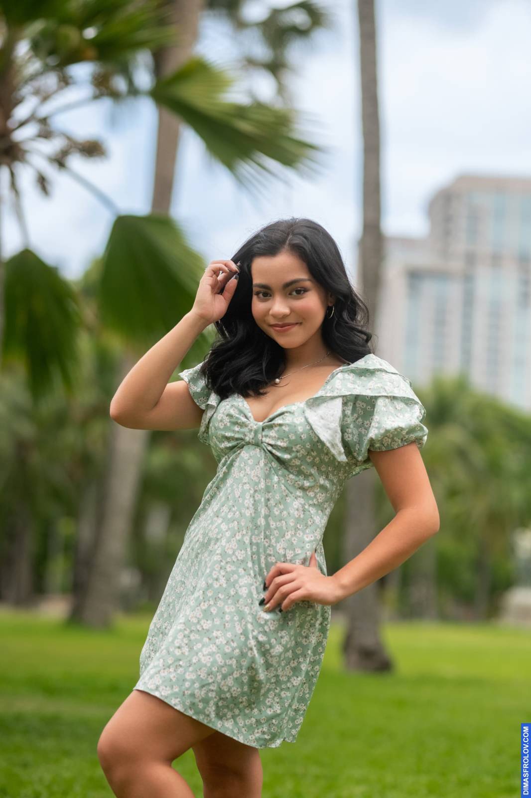 portraits Ludwika. บาทต่อภาพ 108685 (2023-05-03 22:12:58)