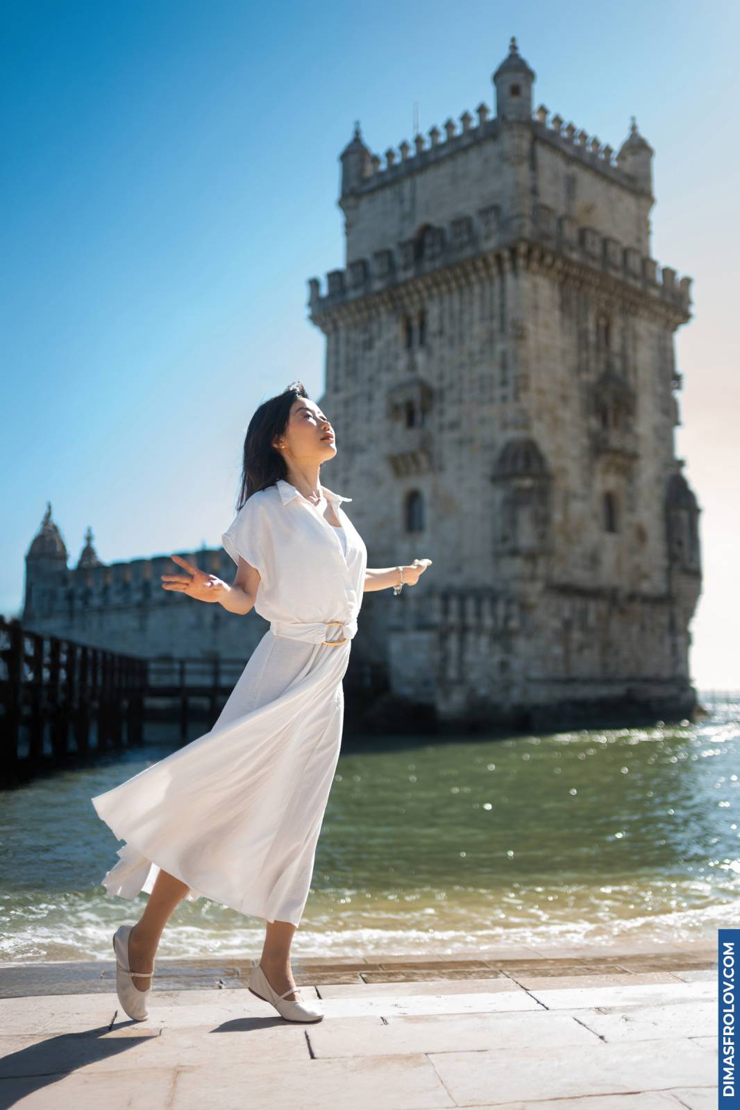 ถ่ายภาพแฟชั่นในลิสบอน: Belem Tower, Alfama, Portas do Sol. บาทต่อภาพ 129761 (2025-07-22 16:36:05)