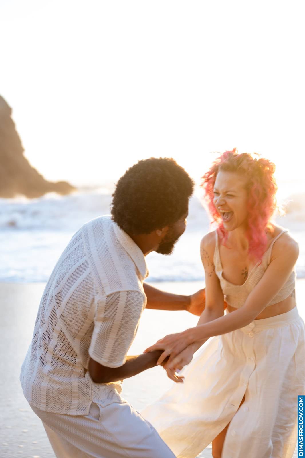 Ensaio fotográfico de casal na praia da costa atlântica.<br> Vlada e Joe. Foto 131324 (2026-07-14 10:00:10)