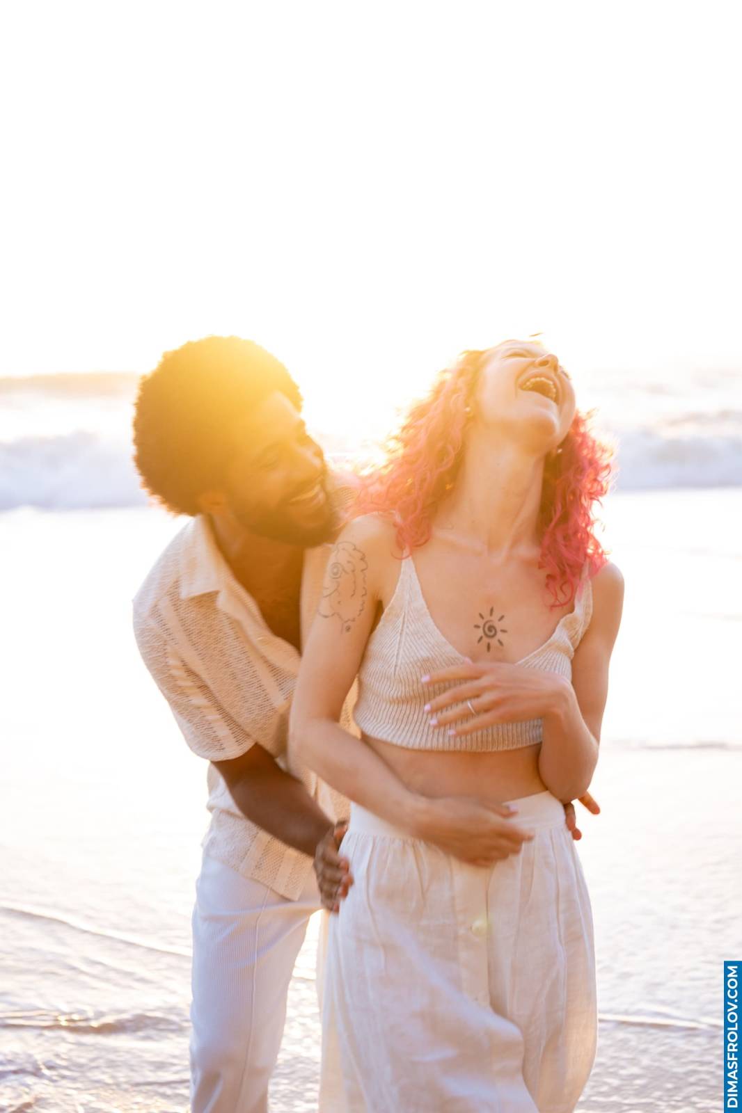 Ensaio fotográfico de casal na praia da costa atlântica.<br> Vlada e Joe. Foto 131327 (2026-07-14 10:00:12)