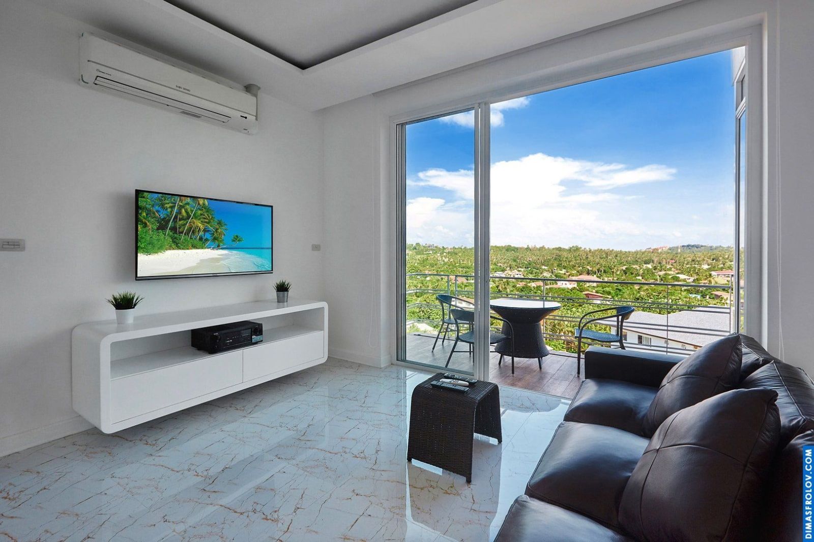 Real estate and property shoots The Bay Condo Apartment. photo 2626 (2023-05-03 21:44:15)