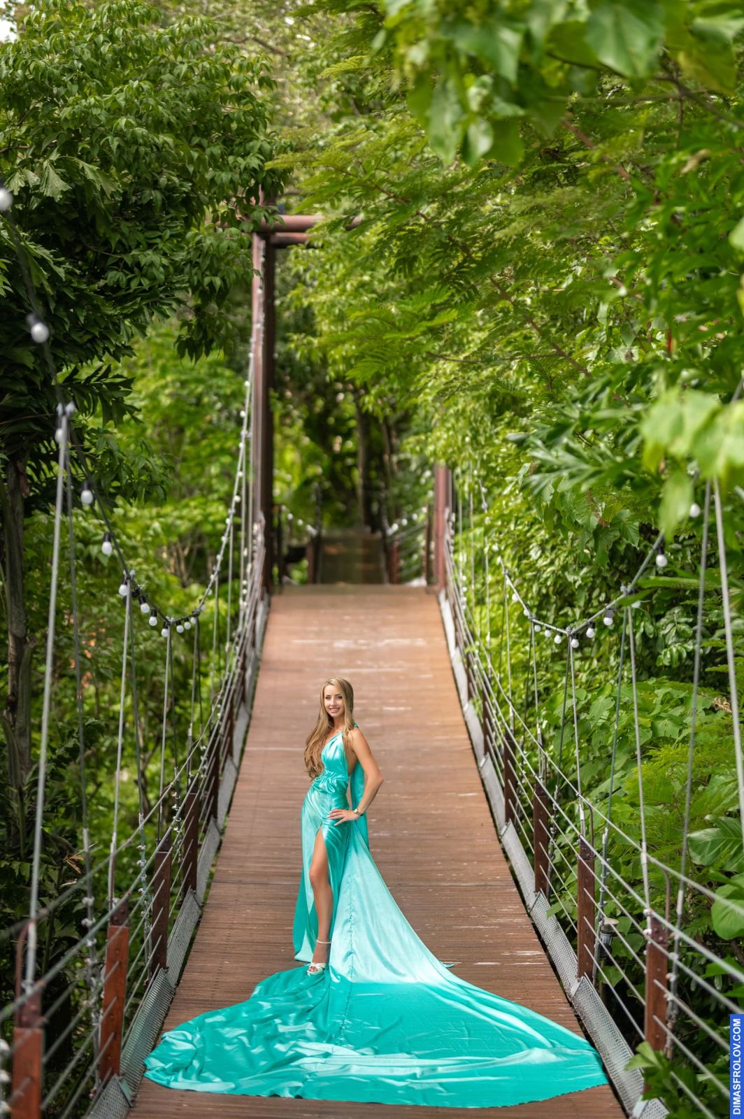 Elopement shoots Justin & Becky with friends. photo 111928 (2023-05-03 22:14:14)