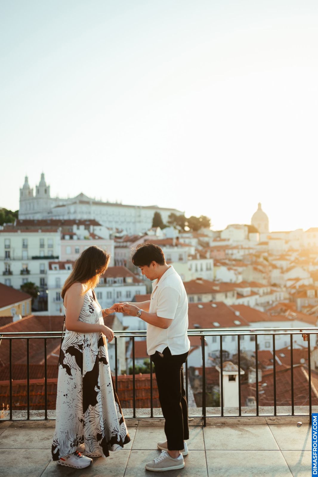 Surprise Proposal in Alfama. Photo 129451 (2025-06-28 08:21:24)