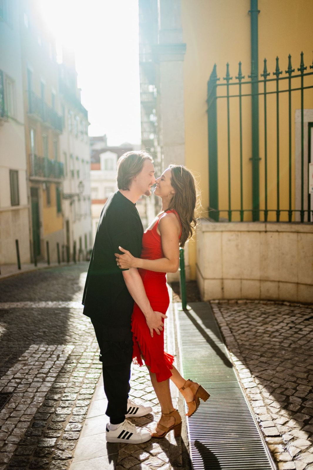 Erica & Mitch in Bairro Alto. Photo 130679 (2026-01-13 09:28:32)