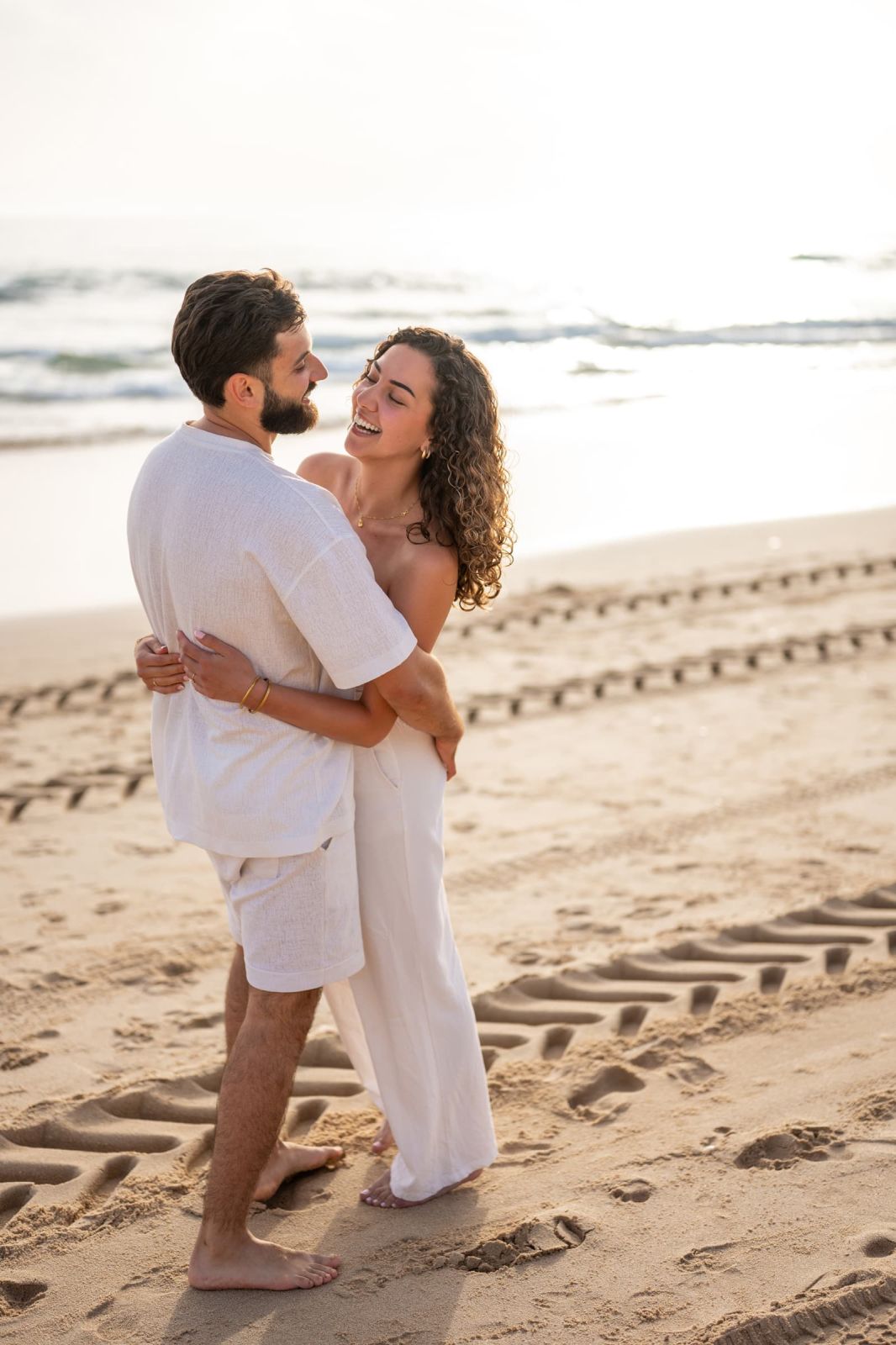 Daniel & Shirien:<br> A Sunset Couple Photoshoot at Costa da Caparica. Photo 131424 (2026-07-15 21:08:11)