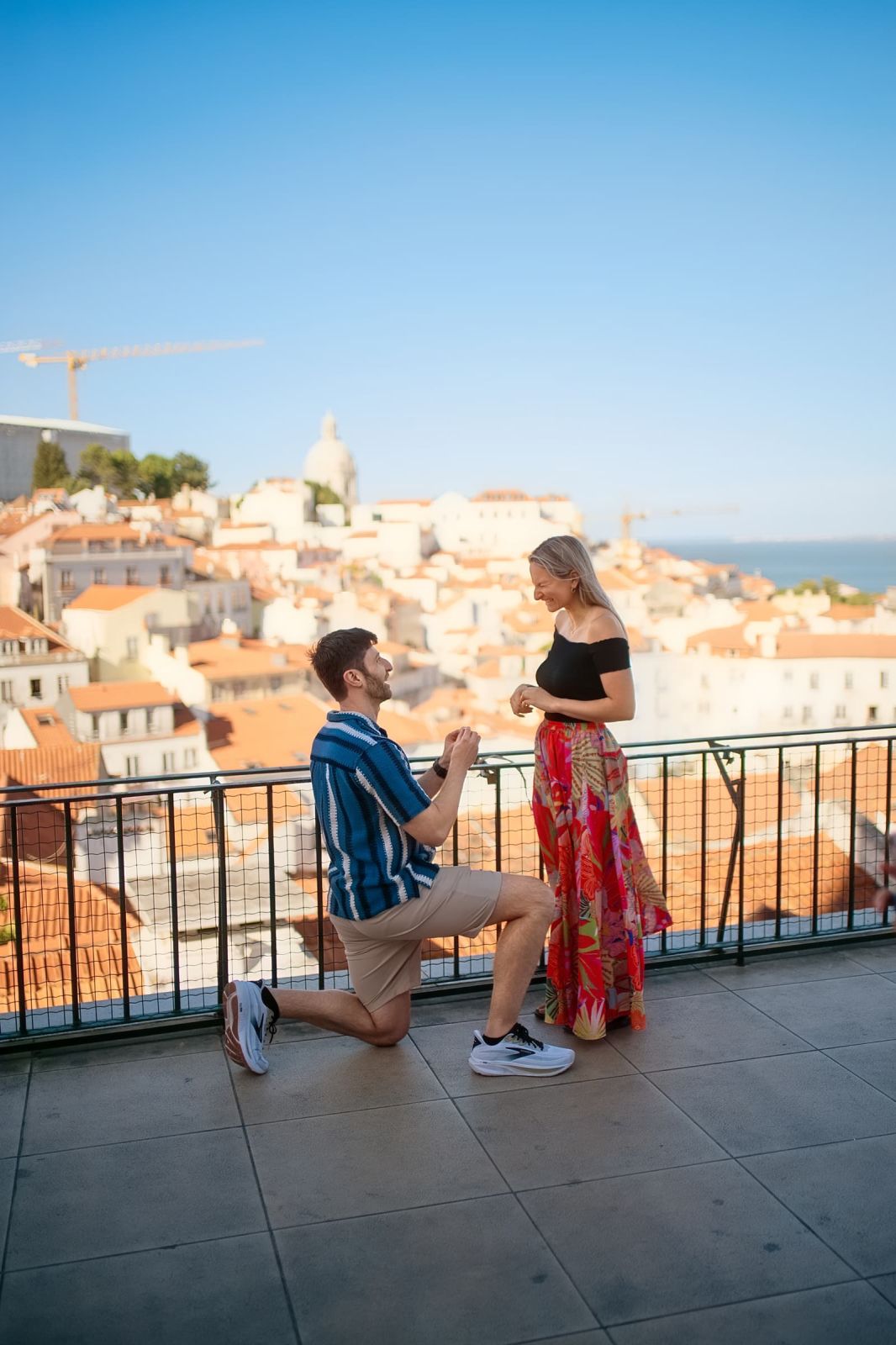 Andrew & Sophie: A Sunset Proposal at Miradouro das Portas do Sol, Alfama. Photo 131539 (2026-07-15 21:53:34)