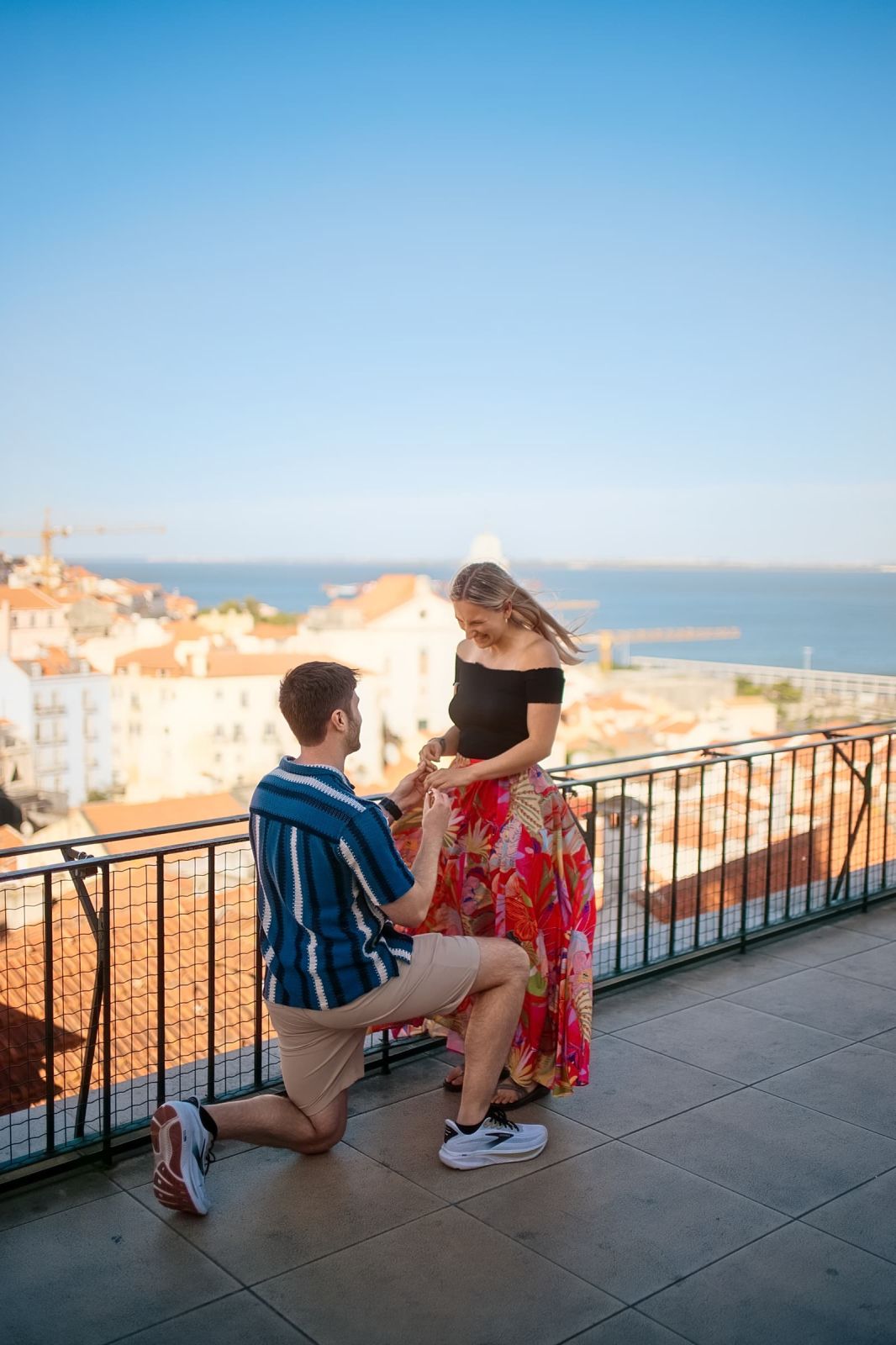 Andrew & Sophie: A Sunset Proposal at Miradouro das Portas do Sol, Alfama. Photo 131540 (2026-07-15 21:53:35)