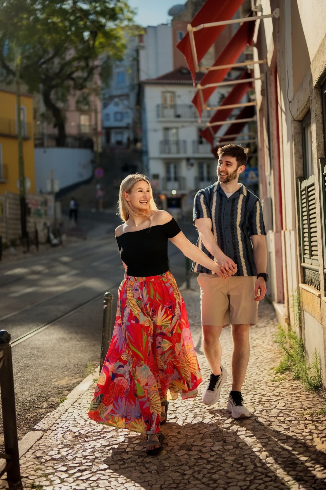 Andrew & Sophie: A Sunset Proposal at Miradouro das Portas do Sol, Alfama. Photo 131569 (2026-07-15 21:54:06)