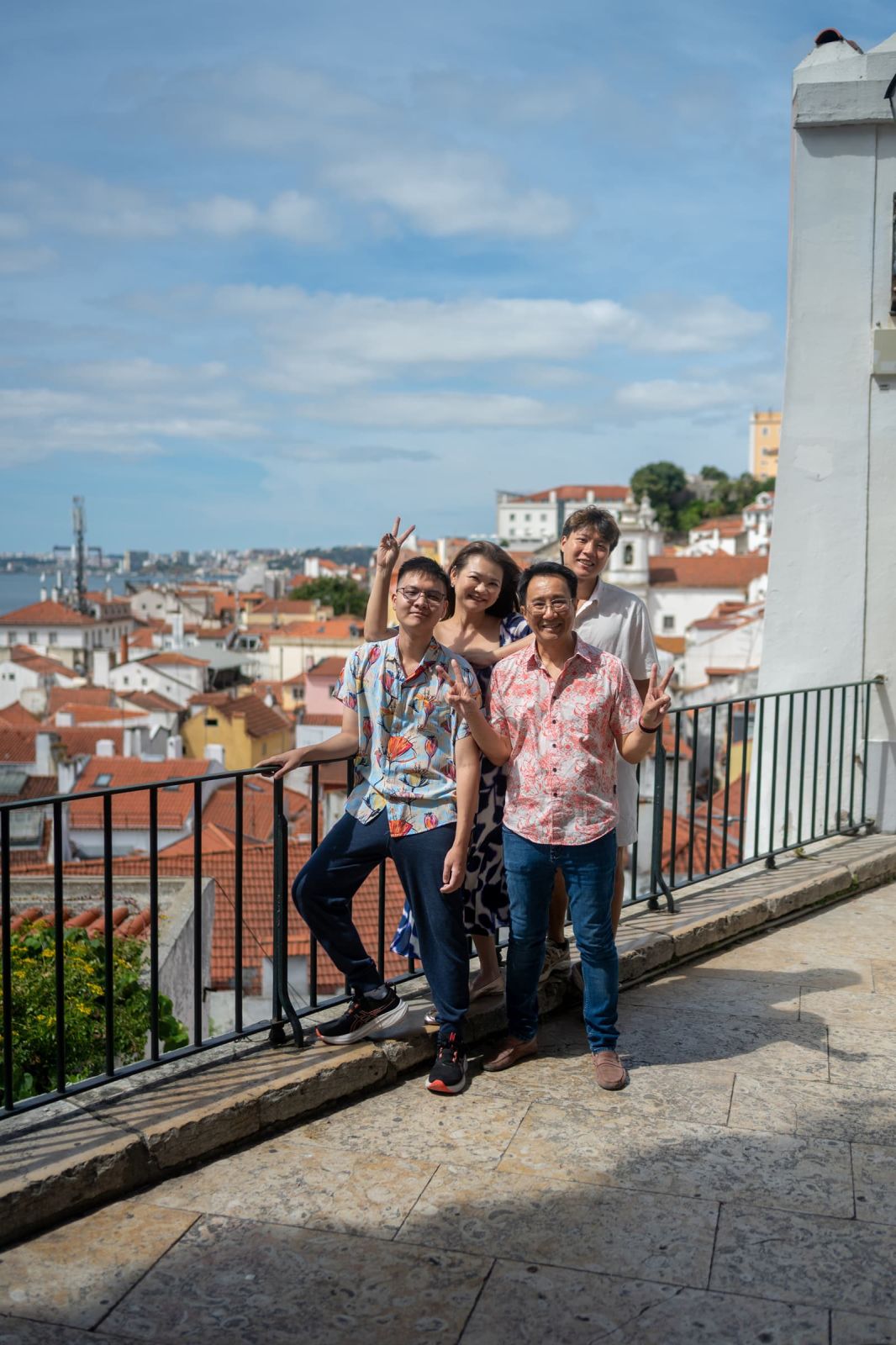 Family & children photography Family Felicia around Lisbon National Pantheon. photo 131956 (2026-07-16 12:08:05)