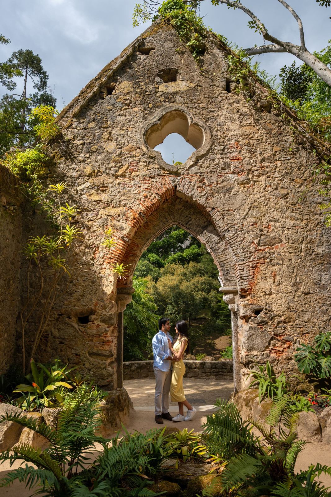 Couple & honeymoon photos in Lisbon . Photographer-s Portfolio. . Photo Monserrate-proposal-00151-d275828311.