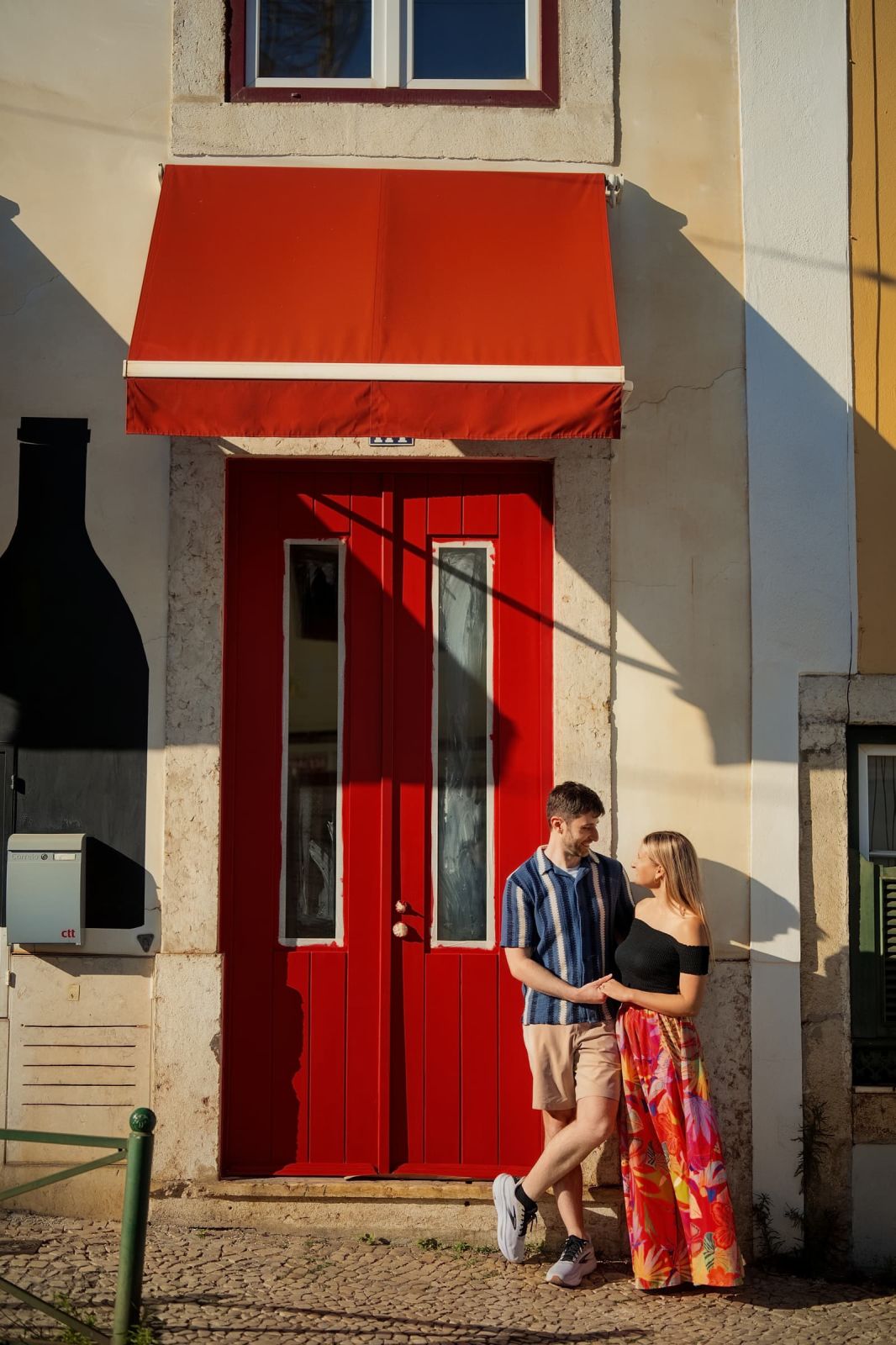 Couple & honeymoon photos in Lisbon . Photographer-s Portfolio. . Photo andrew-sophie-0051-d53a51d36a.