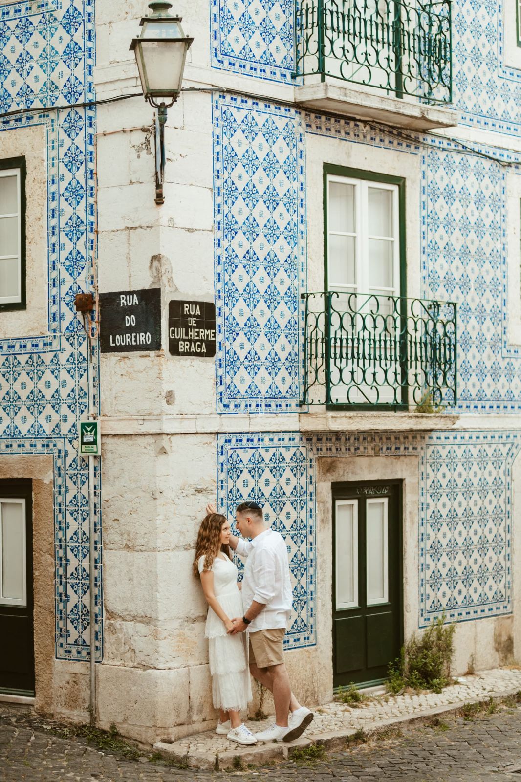 Couple & honeymoon photos in Lisbon . Photographer-s Portfolio. . Photo natanya-dean-108-3cb054eb77.
