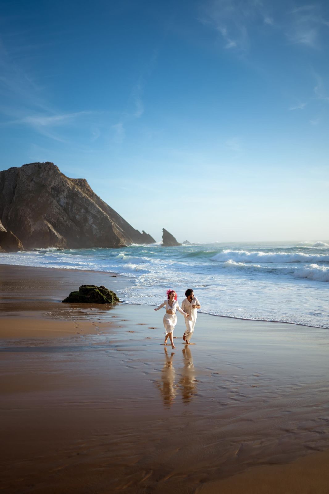 Couple & honeymoon photos in Lisbon . Photographer's Portfolio. . Photo vlada-joe-00035-91420abe5a.