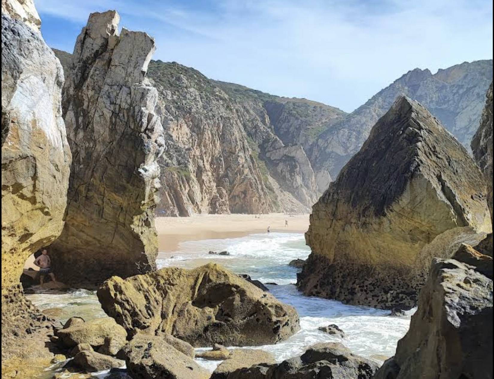 Foto do&nbsp;Google da Praia da Adraga