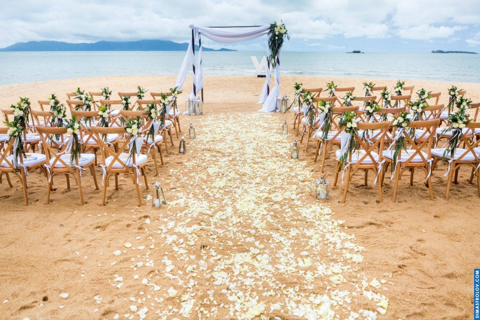 การแต่งงานนอกสถานที่ ณ โรงแรมดับเบิ้ลยู เกาะสมุย - Tom & Sarah. บาทต่อภาพ 1132 (2023-05-03 21:43:02)