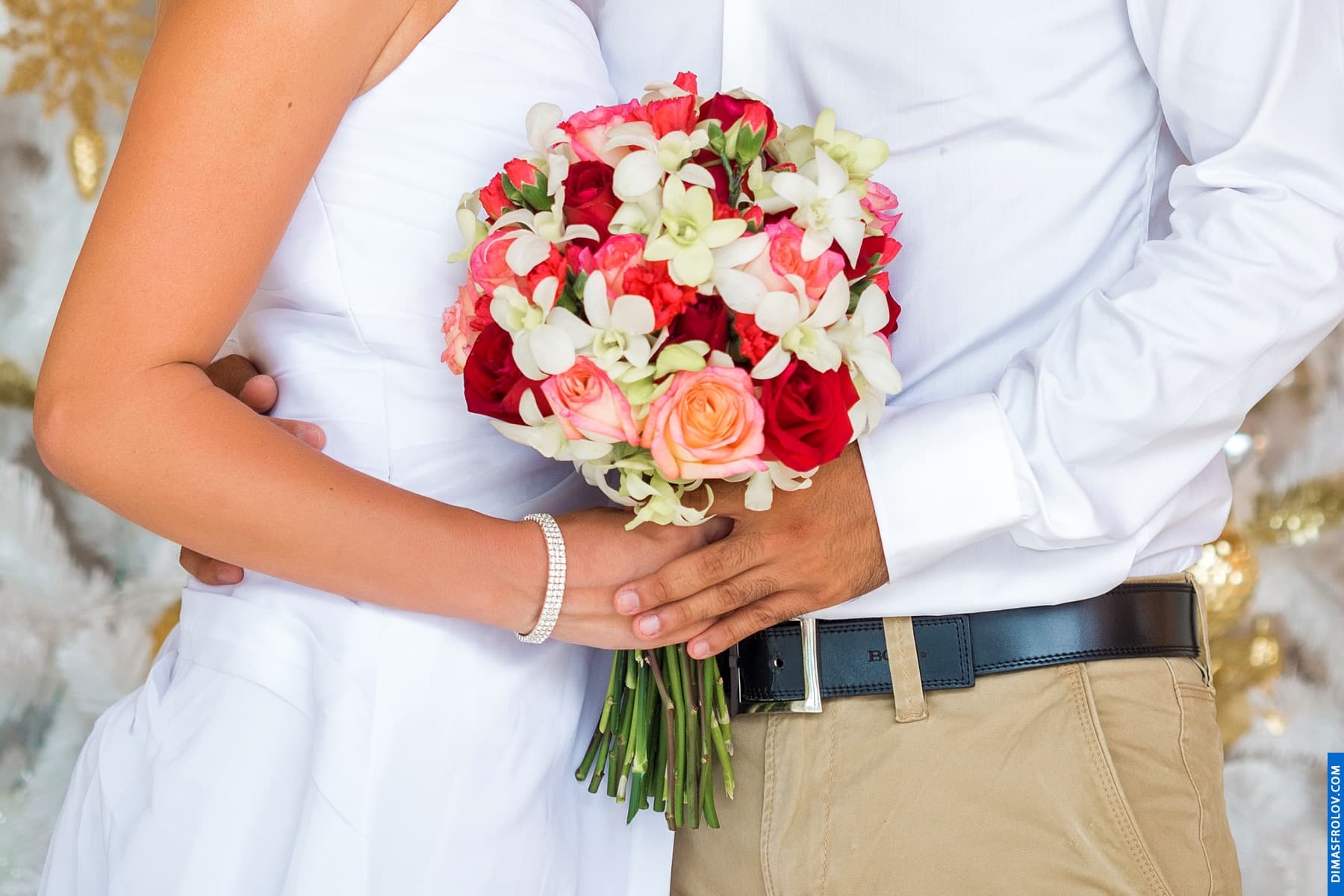 Bridal Bouquet for Tropical Wedding. photographer Dimas Frolov. photo1149