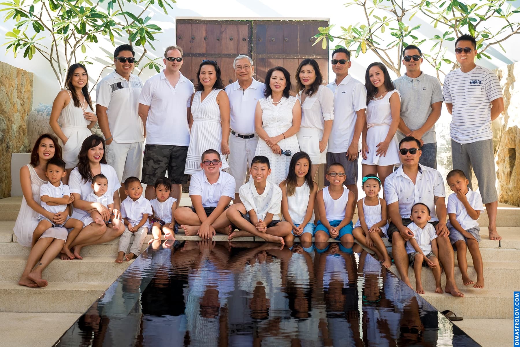 Big family photography. Venue: Lisbon, Portugal. photographer Dimas Frolov. photo1050