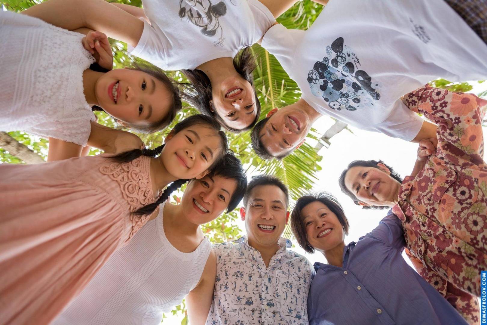 Big family photography. Venue: Lisbon, Portugal. photographer Dimas Frolov. photo1791
