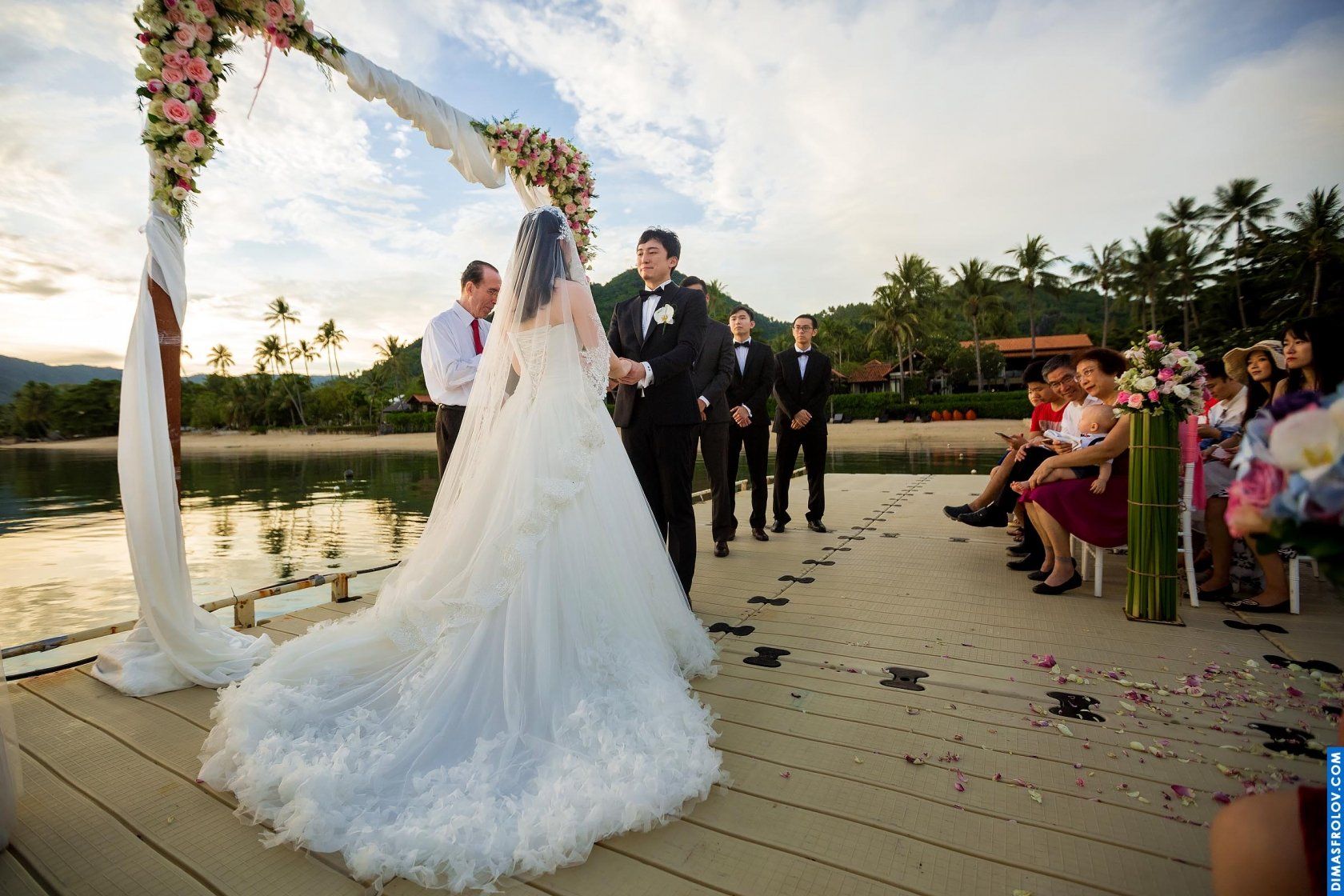 Wedding Photo Shooting at Le Meridien Resort & Spa. Photo 16571 (2023-05-03 21:47:53)