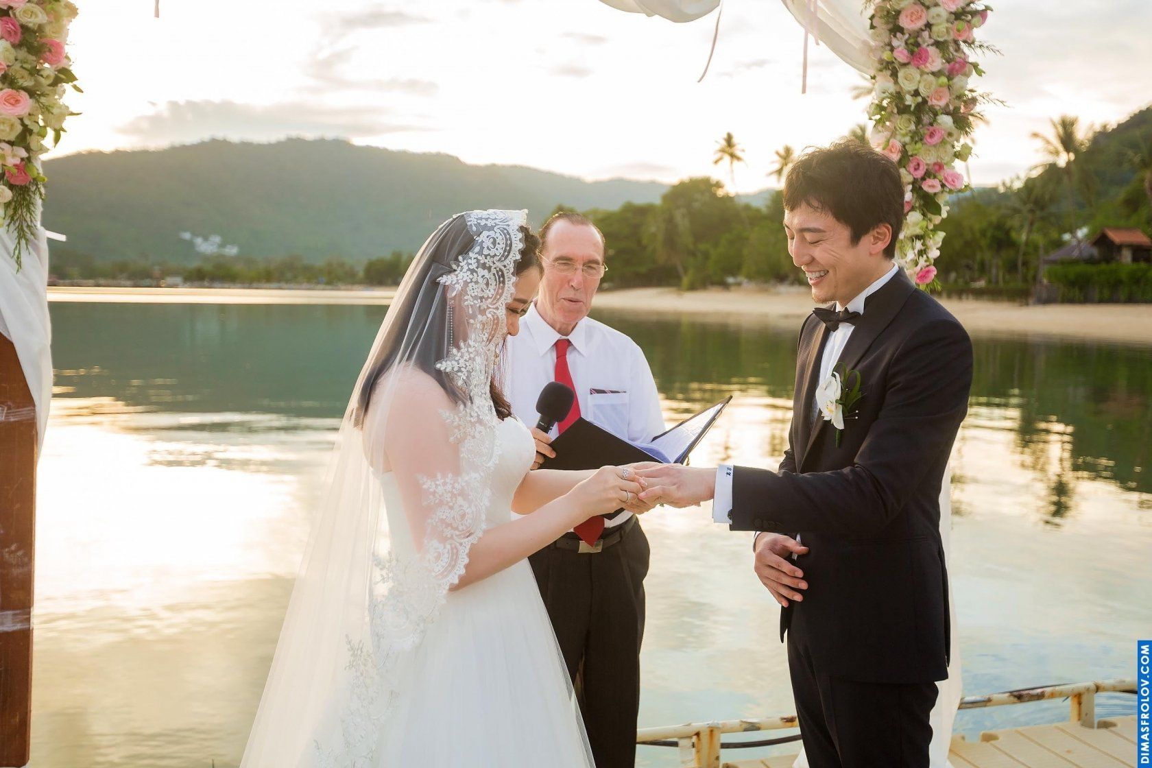 Wedding Photo Shooting at Le Meridien Resort & Spa. Photo 16579 (2023-05-03 21:47:53)