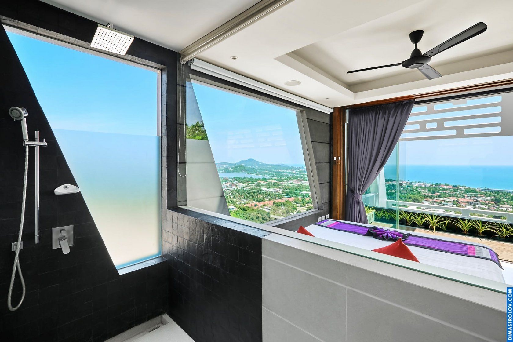 Real estate and property shoots Luxury apartment at Aqua Condo. photo 3183 (2023-05-03 21:44:25)