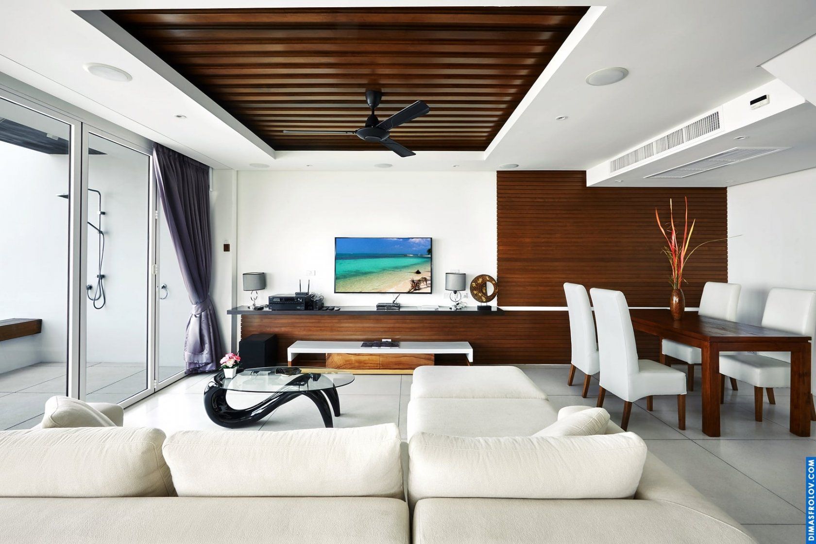 Real estate and property shoots Luxury apartment at Aqua Condo. photo 3195 (2023-05-03 21:44:25)