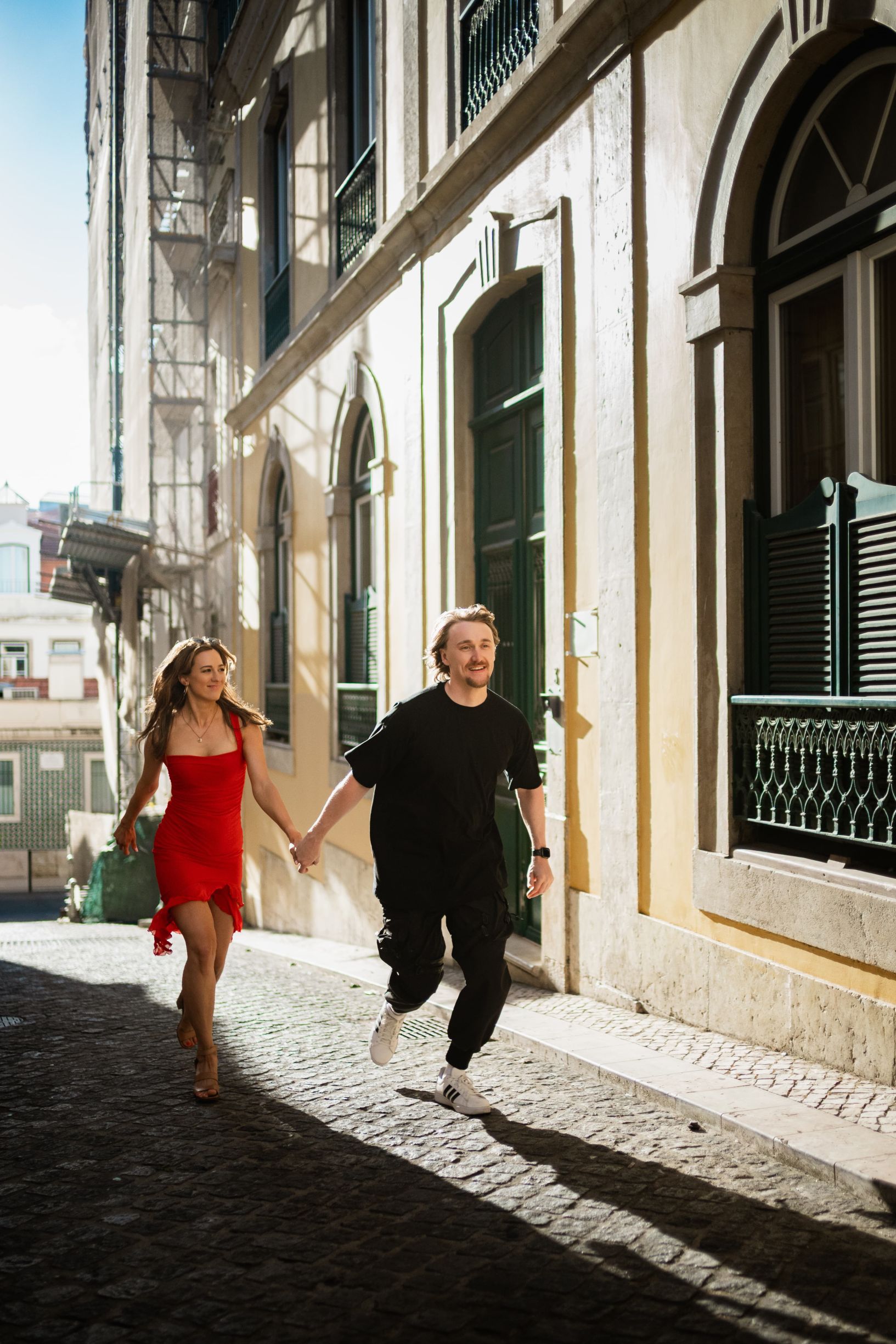 Erica & Mitch in Bairro Alto. Photo 130663 (2026-01-13 09:27:17)