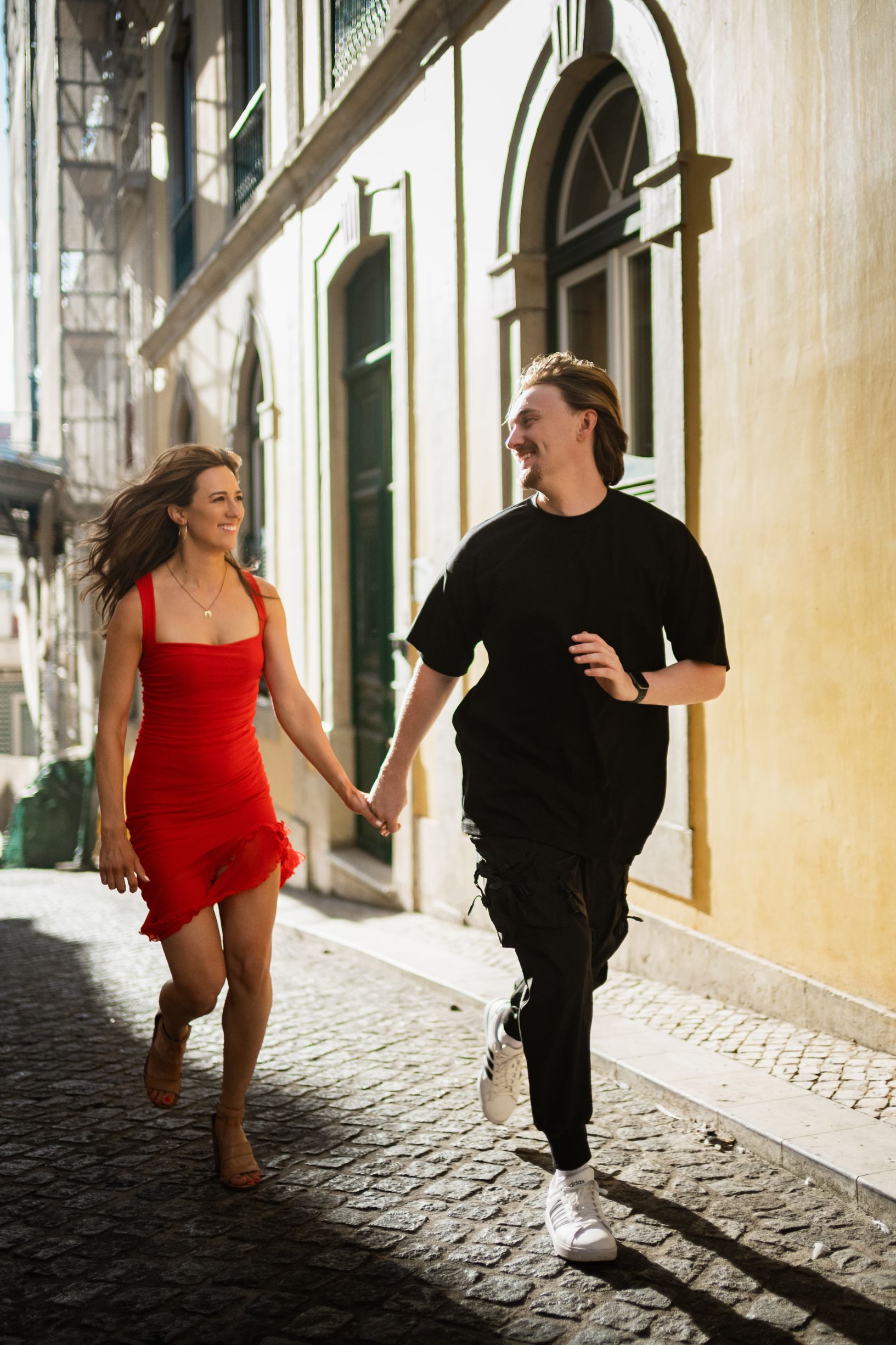 Erica & Mitch in Bairro Alto. Photo 130665 (2026-01-13 09:27:27)