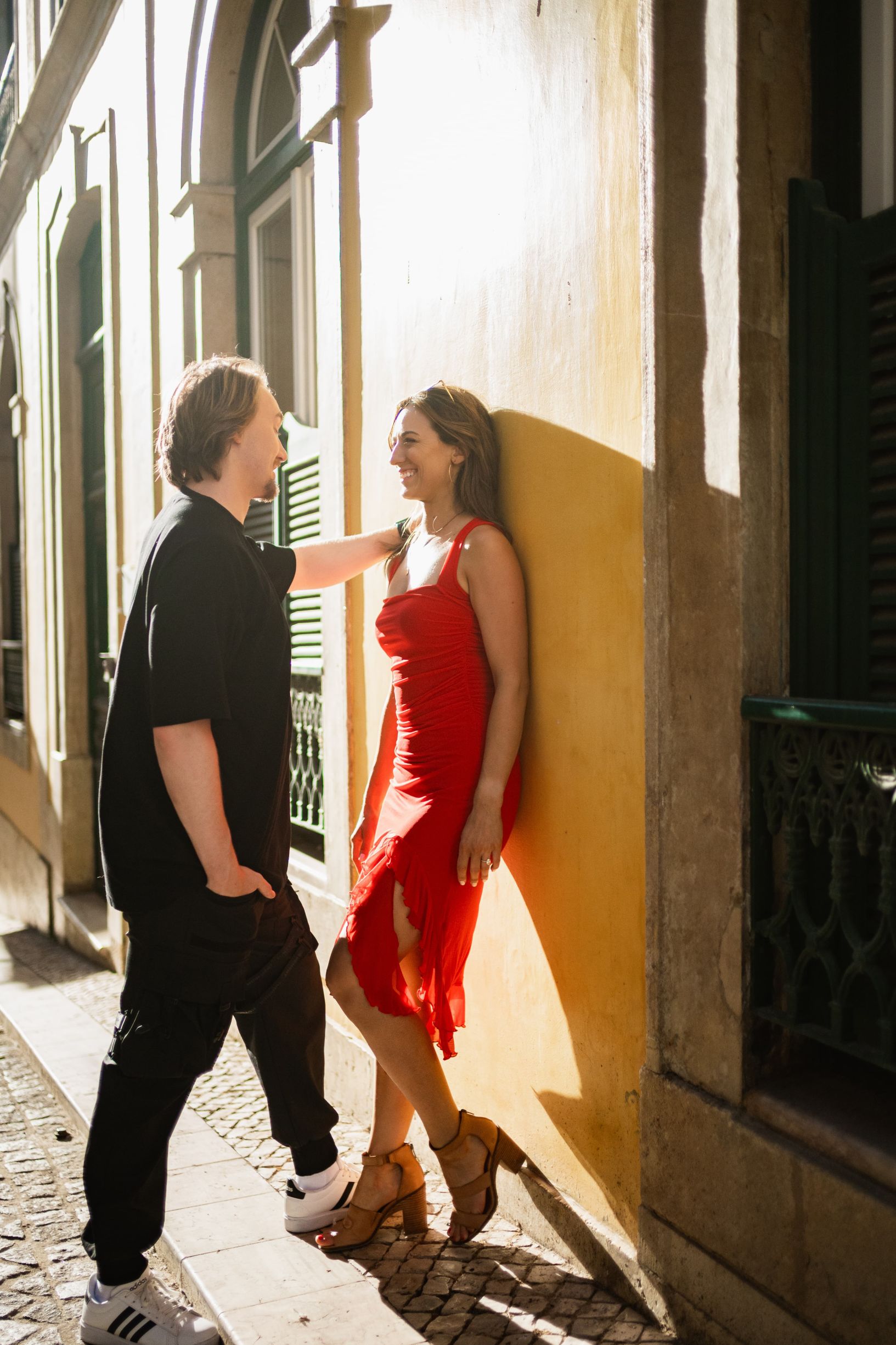 Erica & Mitch in Bairro Alto. Photo 130671 (2026-01-13 09:27:54)