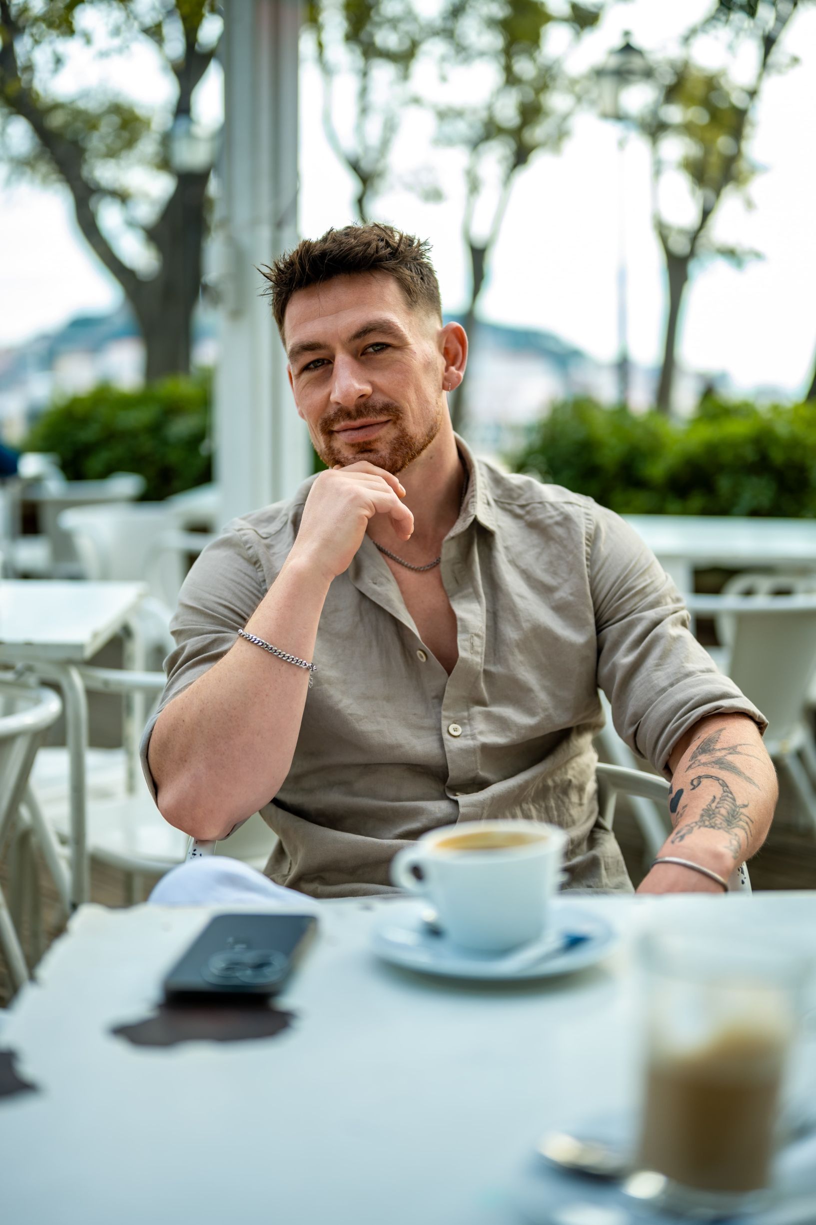 Men-s Photoshoot in Lisbon for Dating Apps. Photo 130858 (2026-05-01 09:08:33)