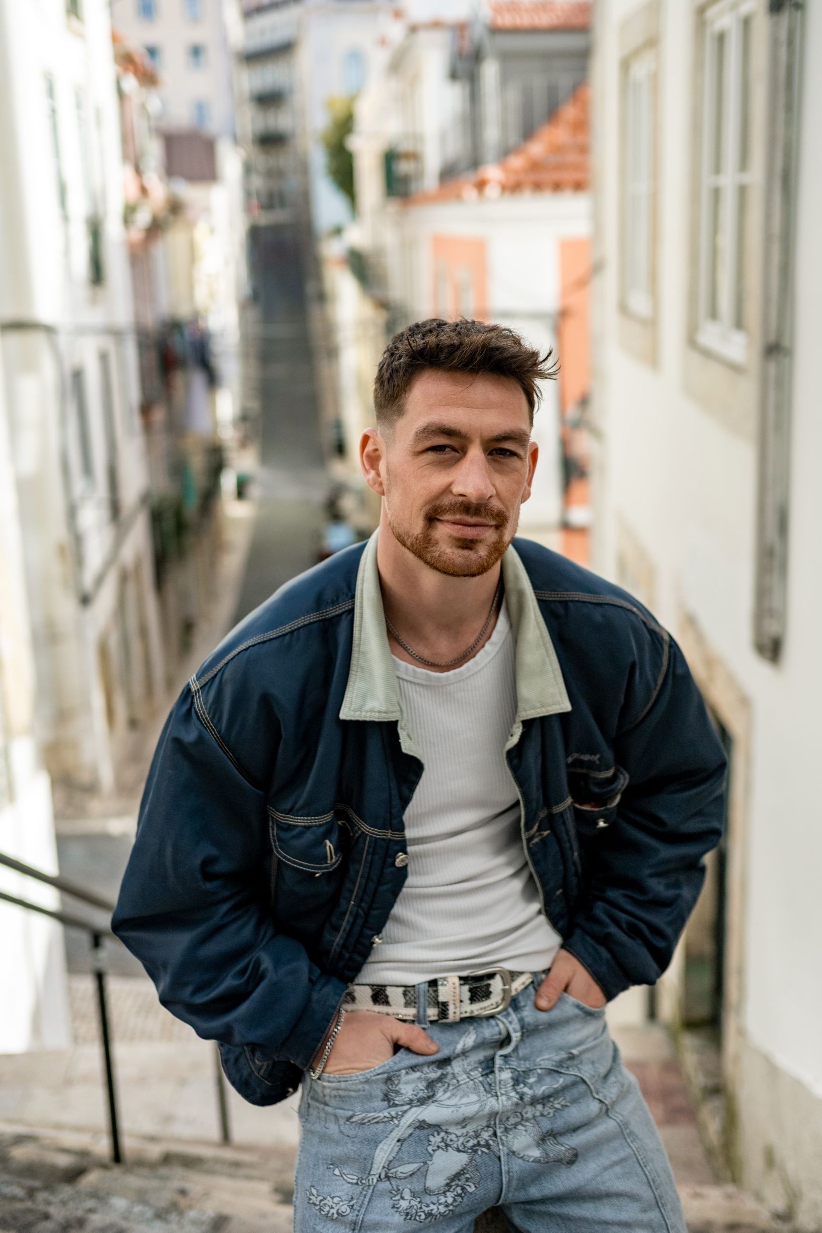 Men-s Photoshoot in Lisbon for Dating Apps. Photo 130874 (2026-05-01 09:09:35)