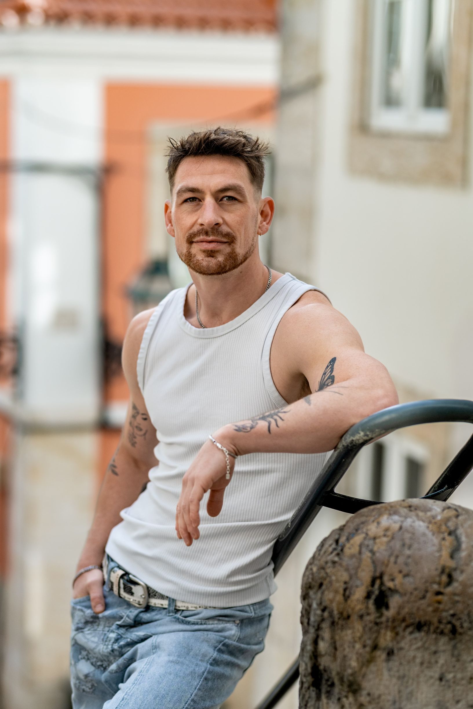 Men-s Photoshoot in Lisbon for Dating Apps. Photo 130875 (2026-05-01 09:09:39)