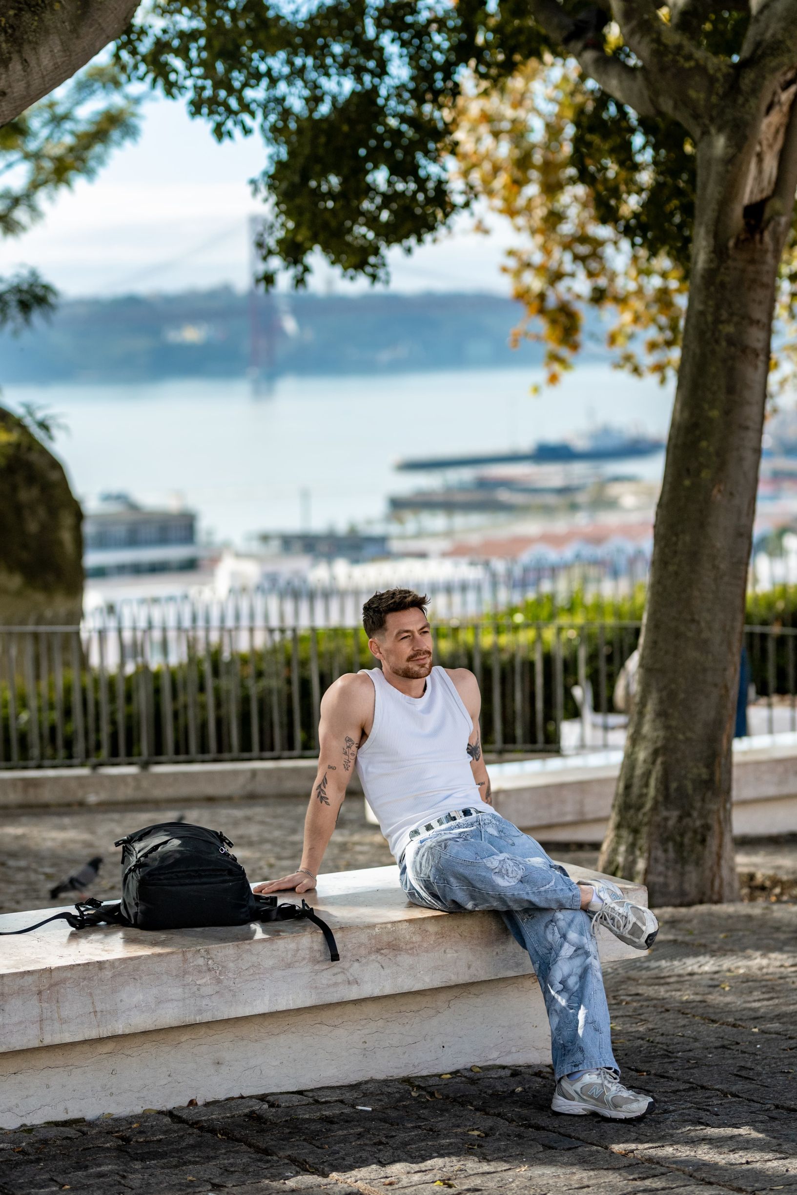 Men-s Photoshoot in Lisbon for Dating Apps. Photo 130882 (2026-05-01 09:10:06)