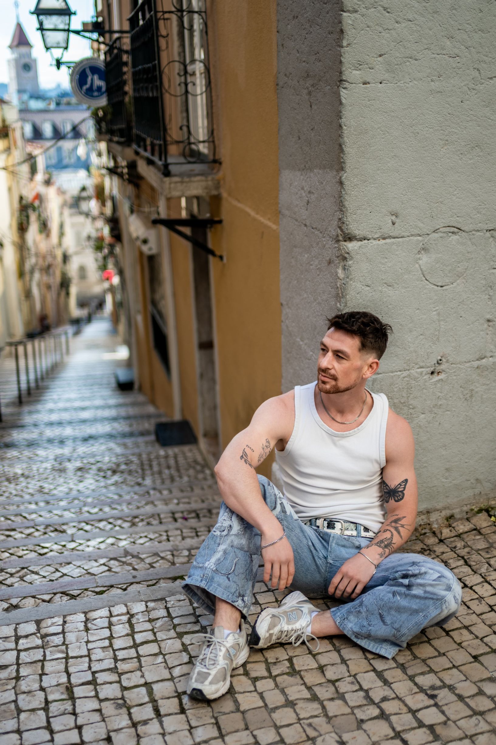 Men-s Photoshoot in Lisbon for Dating Apps. Photo 130900 (2026-05-01 09:11:17)
