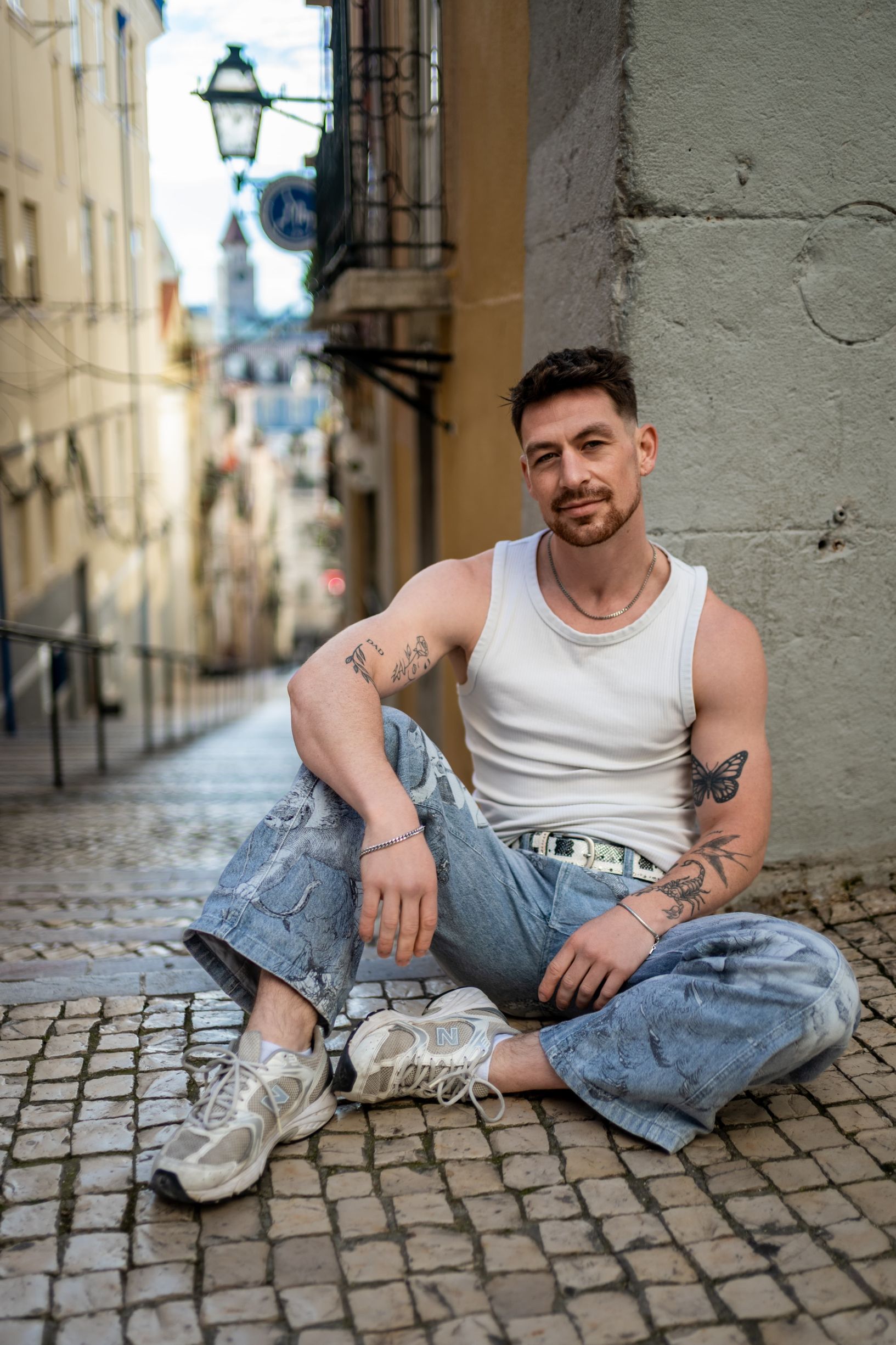 Men-s Photoshoot in Lisbon for Dating Apps. Photo 130901 (2026-05-01 09:11:21)