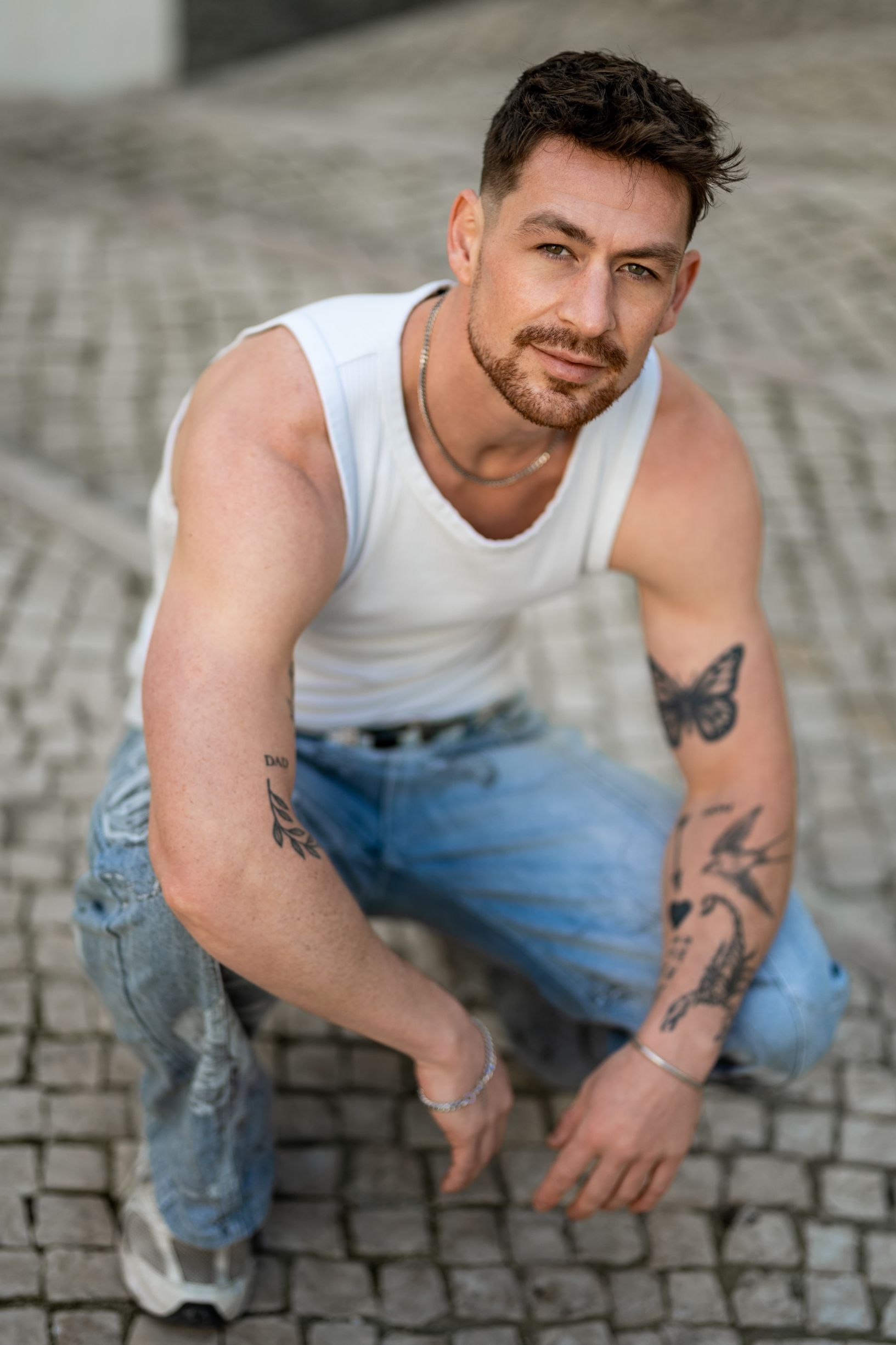 Men-s Photoshoot in Lisbon for Dating Apps. Photo 130909 (2026-05-01 09:11:49)