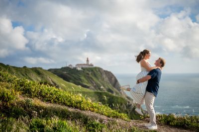 Engagement Photos in Lisbon: Permits, Locations and Timing