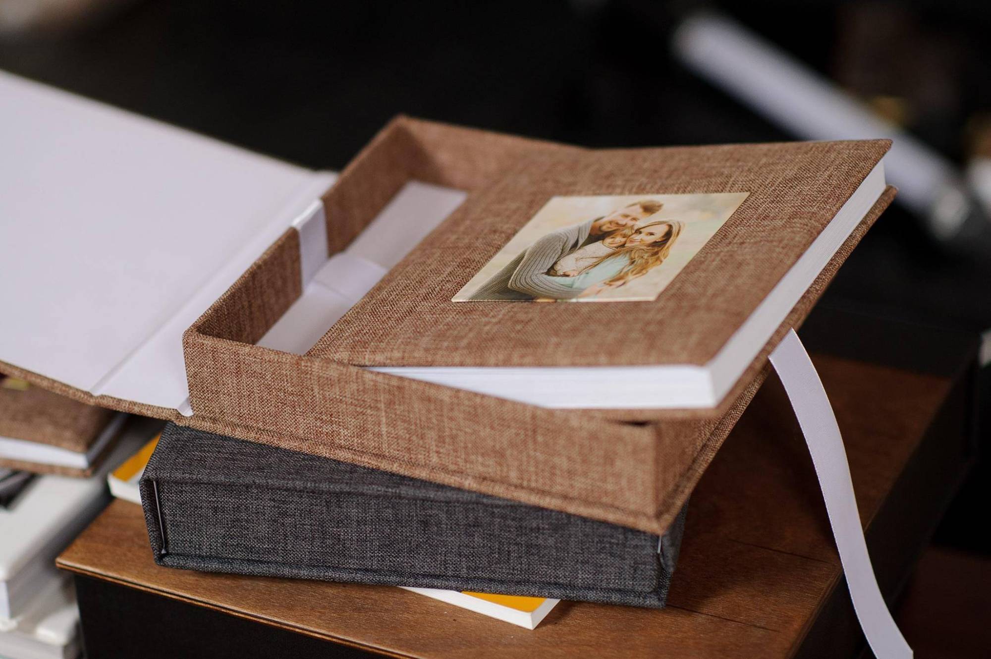 การถ่ายภาพแต่งงาน Wedding Photo Book Examples. บาทต่อภาพ 93365 (2023-05-03 22:08:56)